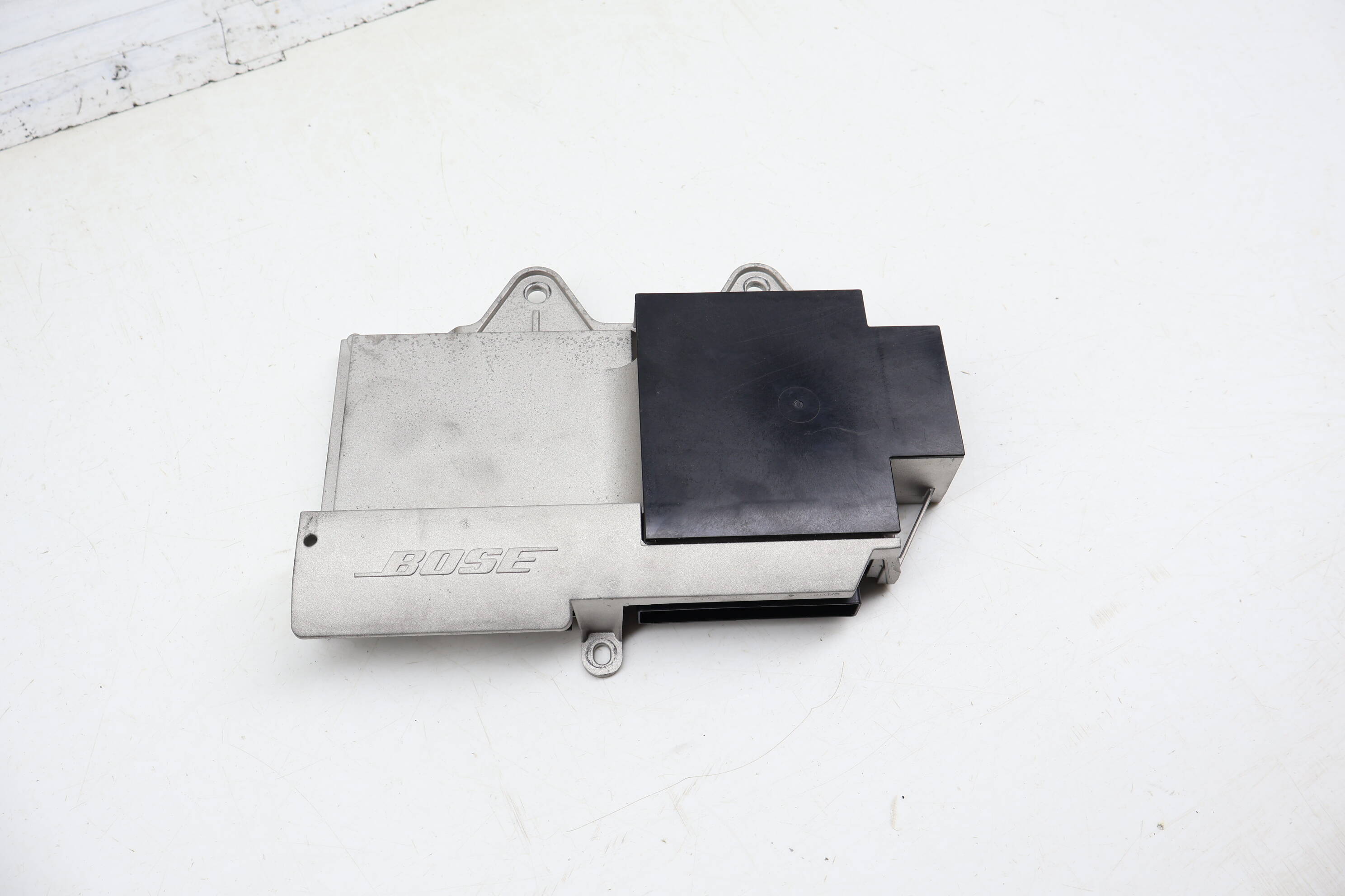 Bose Amplifier / Amp 7PP035223AA