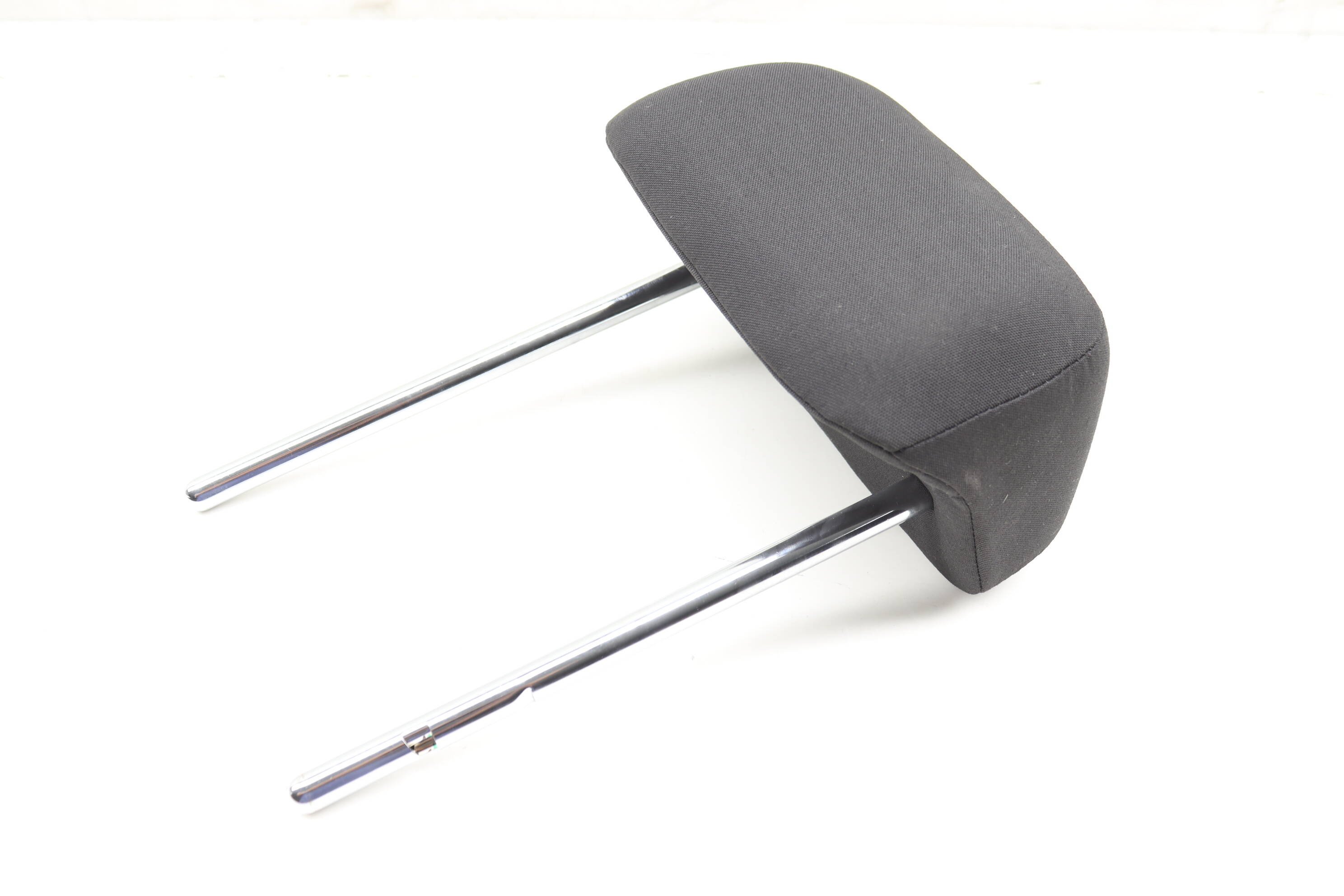 Center Headrest / Head Rest 5NN885902B