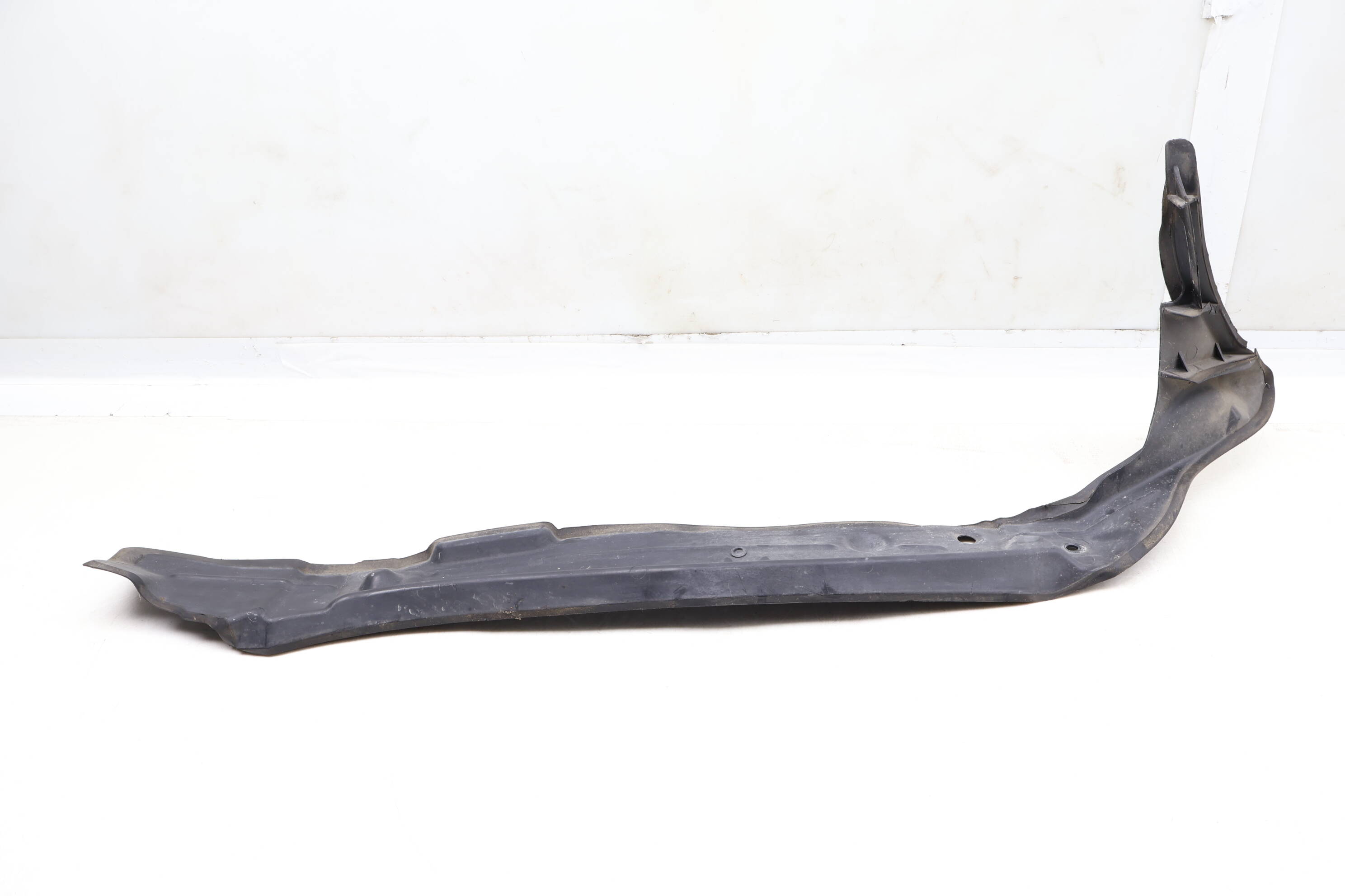 Inner Fender Shield Plate 4L0821111