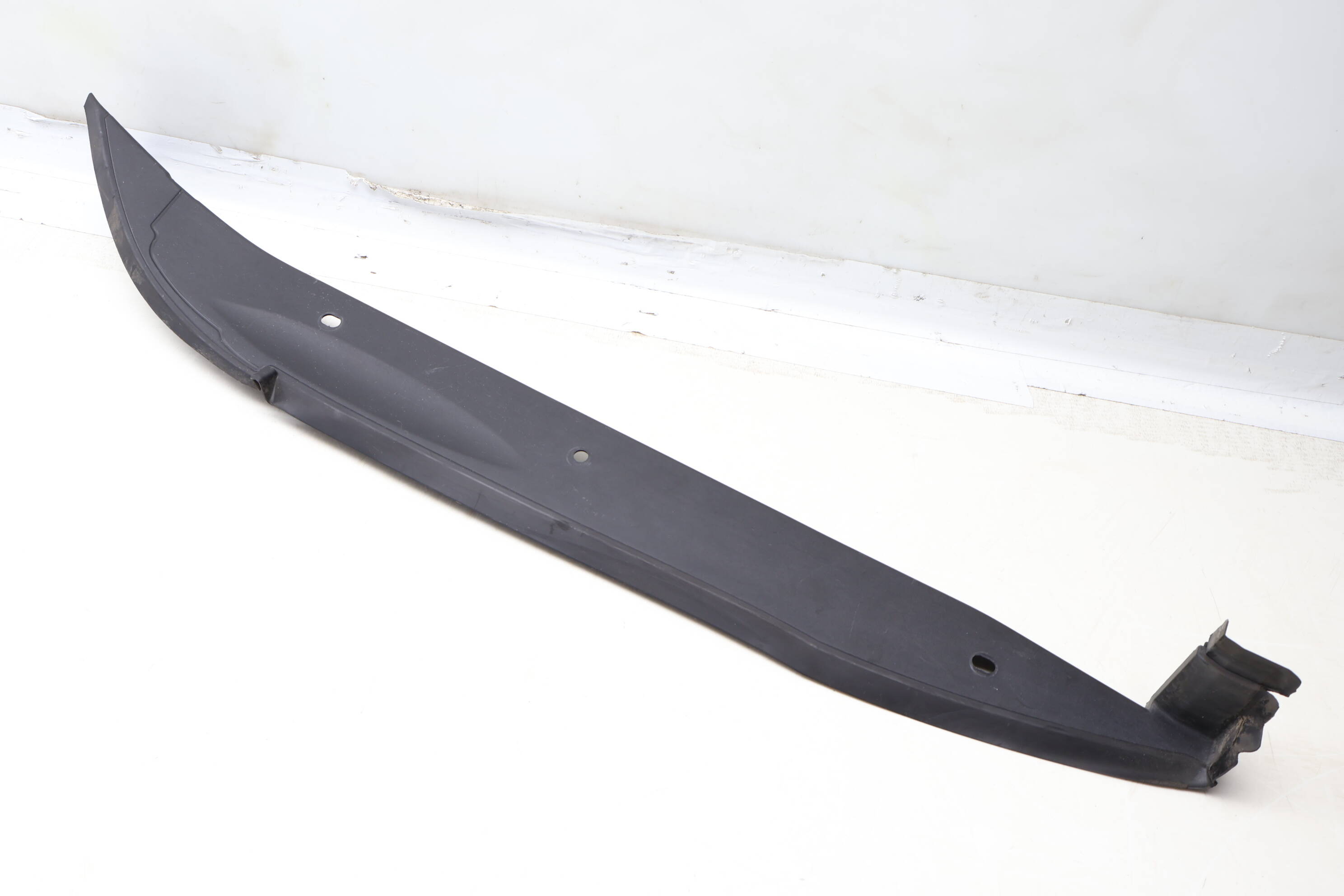 Fender Trim / Cover 95B854777B