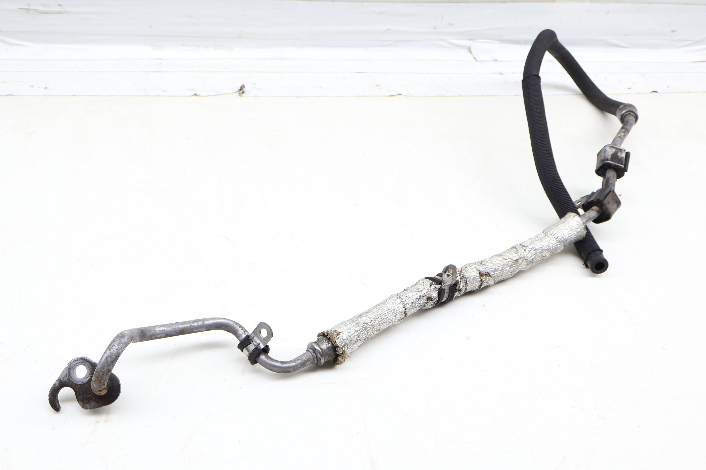 Power Steering Hose / Line / Pipe 2214606224