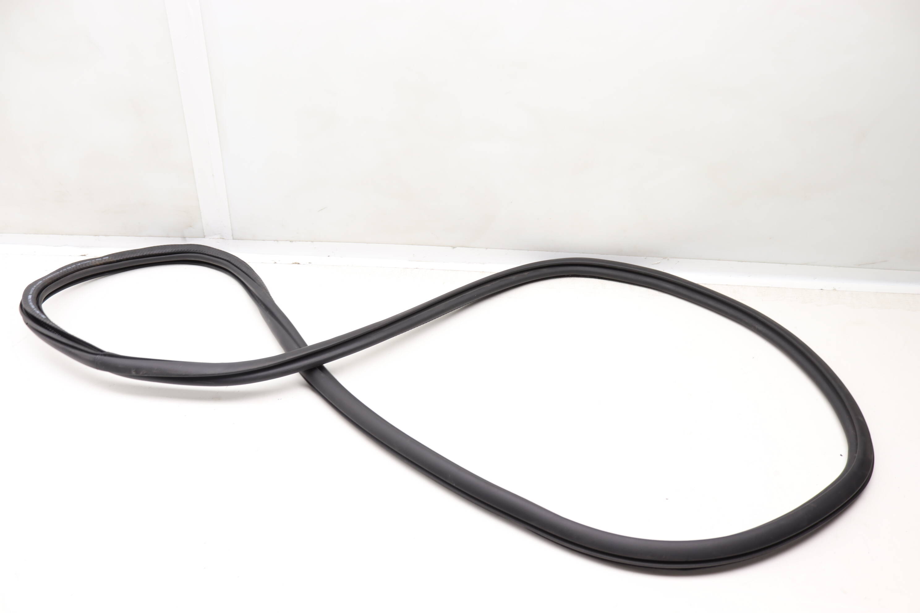 Door Seal / Weather Stripping (Inner) 8Y5833721B