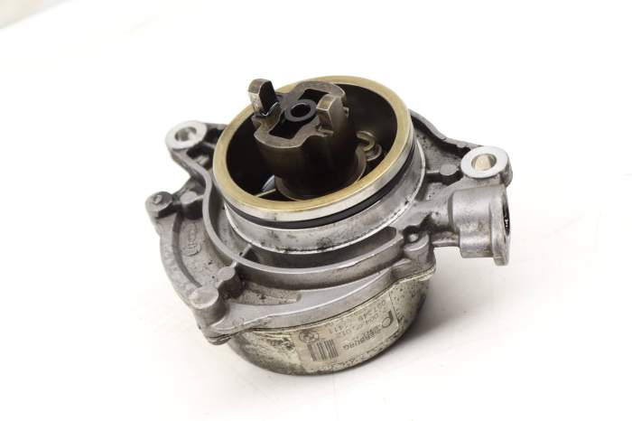 Vacuum Pump 11667791232 main product photo
