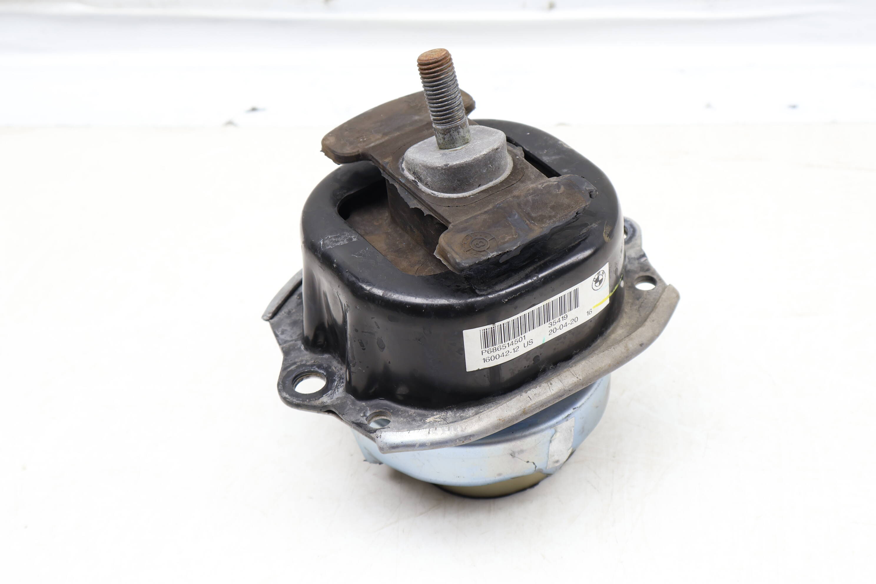 Engine / Motor Mount 22116865145