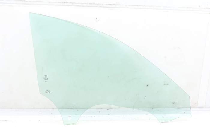 Door Window Glass 8W8845202B main product photo