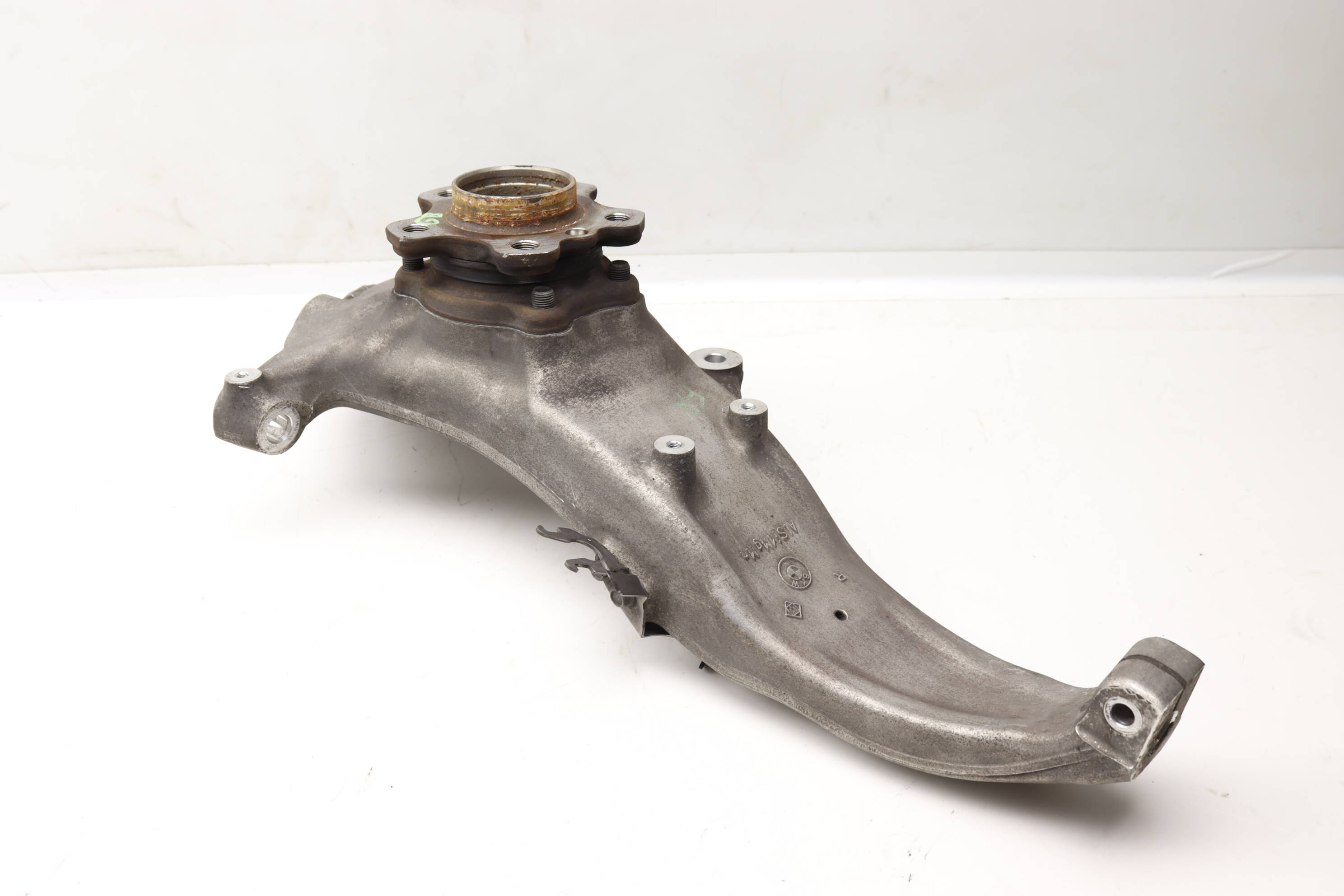 Spindle&#x20;Knuckle&#x20;W&#x2F;&#x20;Wheel&#x20;Bearing&#x20;31206884386