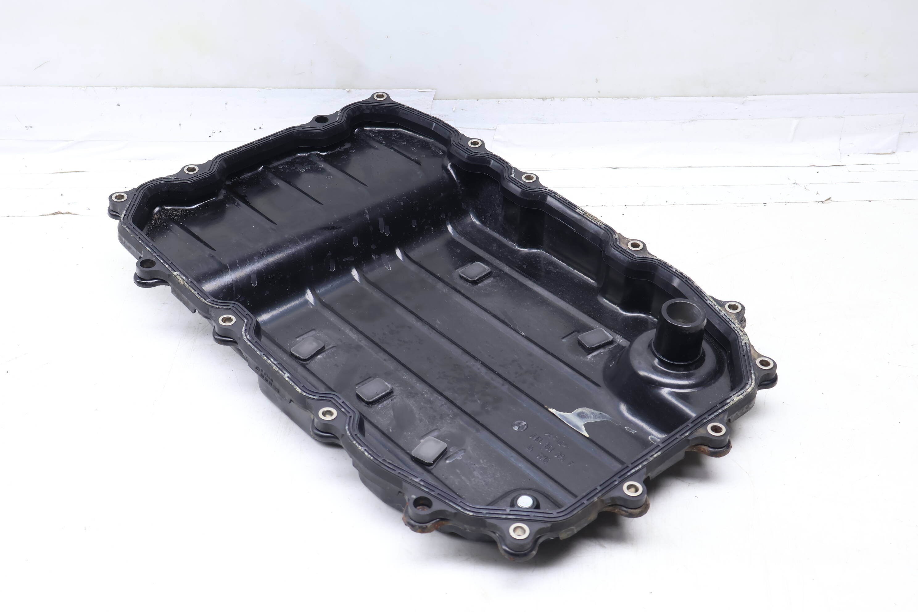 Transmission Oil Pan / Sump 09D321361A 95532102501