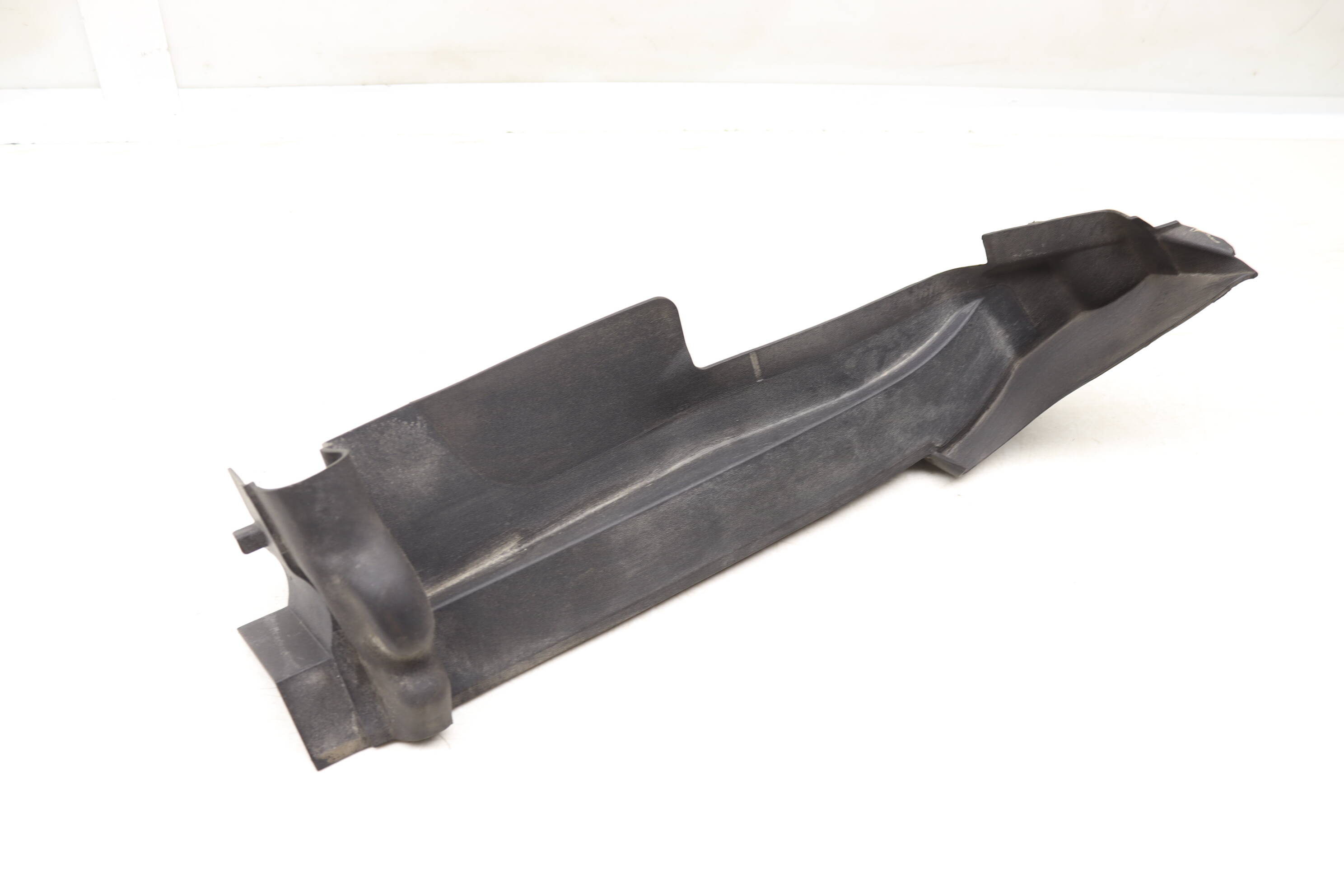 Cowl Cover / Trim 4M0821169B