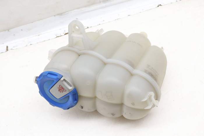 Coolant Reservoir / Tank / Bottle 8W0121405F main product photo