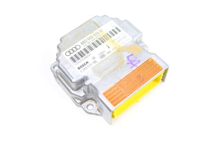 Airbag / Air Bag Control Module 8E0959655M main product photo