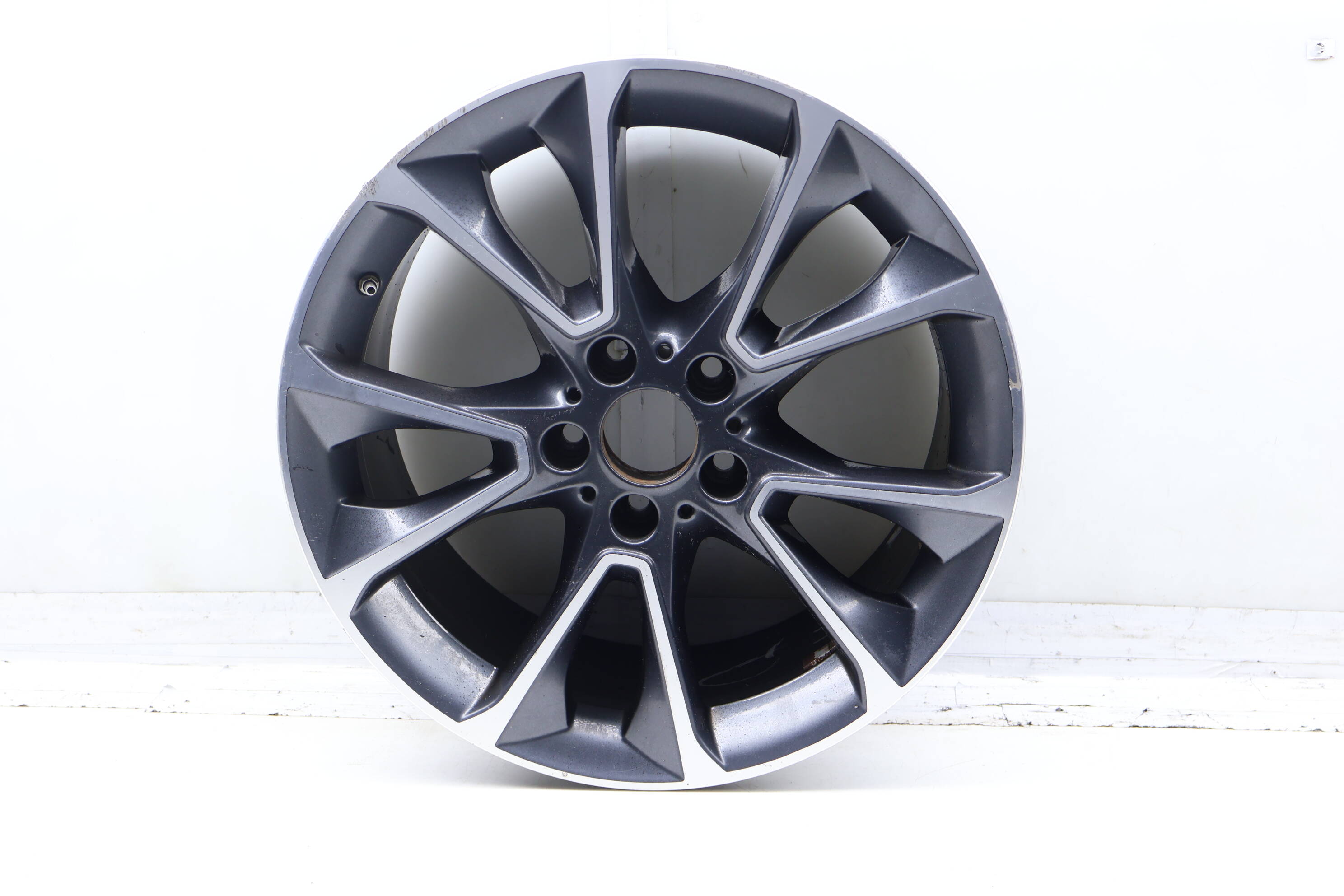 19" Inch Alloy Rim / Wheel (10-Spoke) 36116853955
