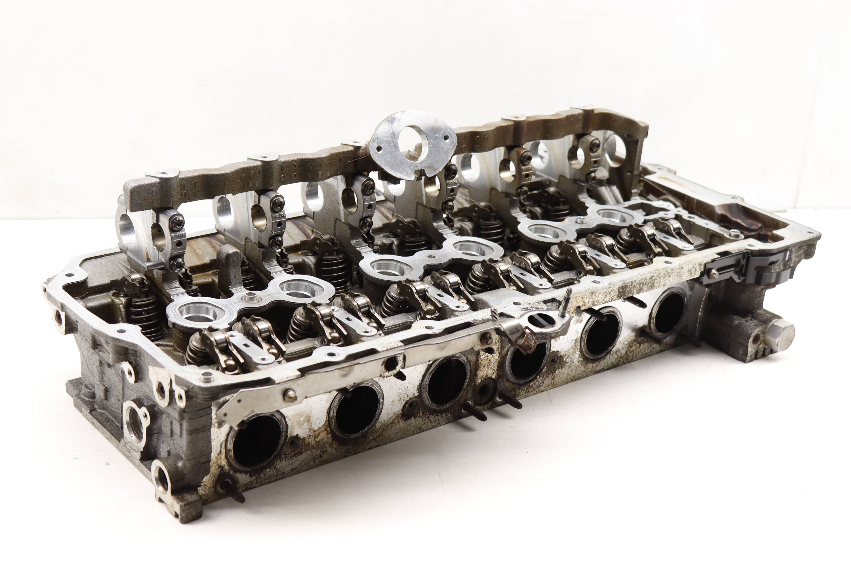 3.0L Engine Cylinder Head 11127591619