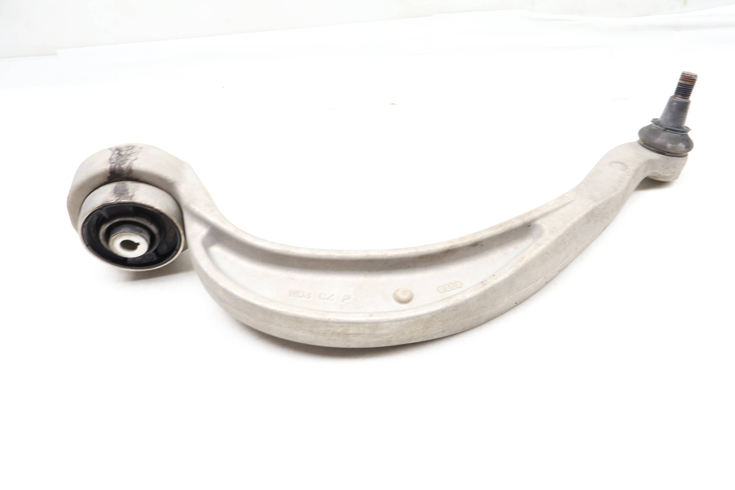 Lower Rearward Control Arm 4G0407696