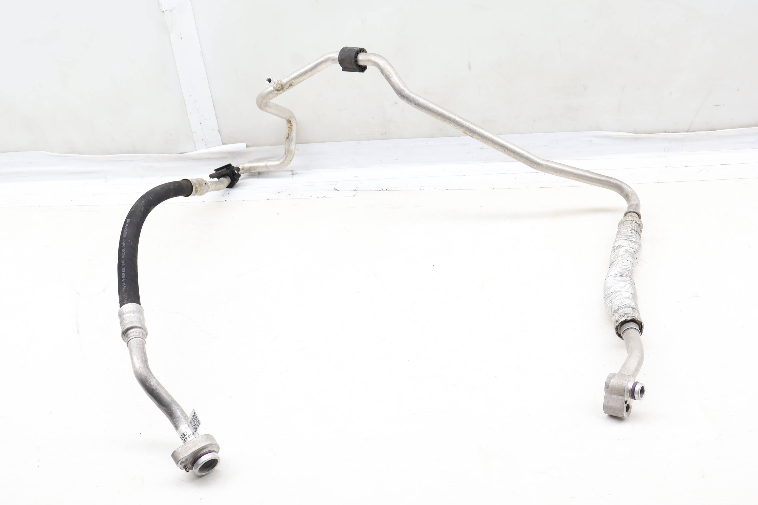 Ac Hose / Line / Pipe 8U0820743M