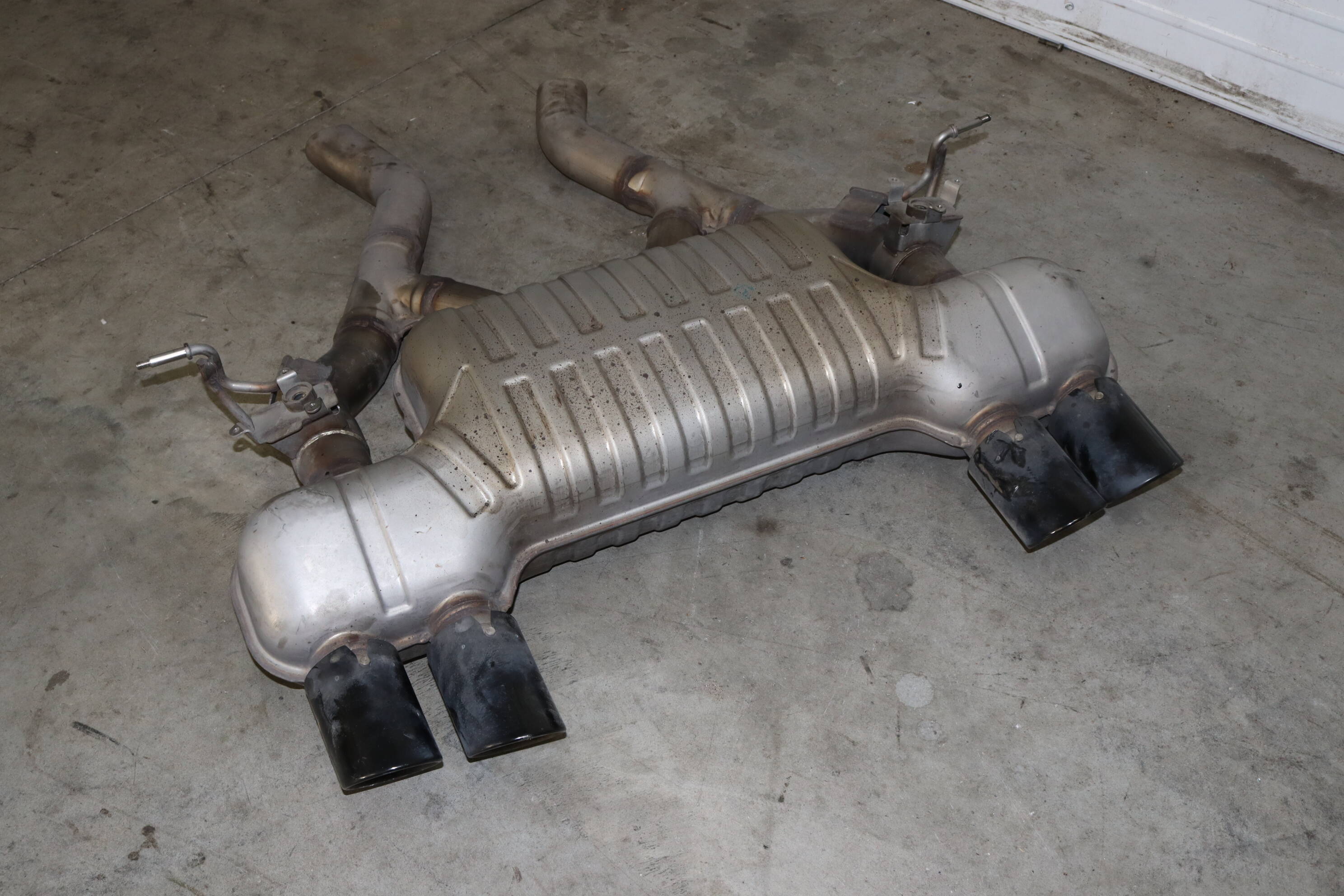 BMW Exhaust Muffler (M3, M4) 18307854736