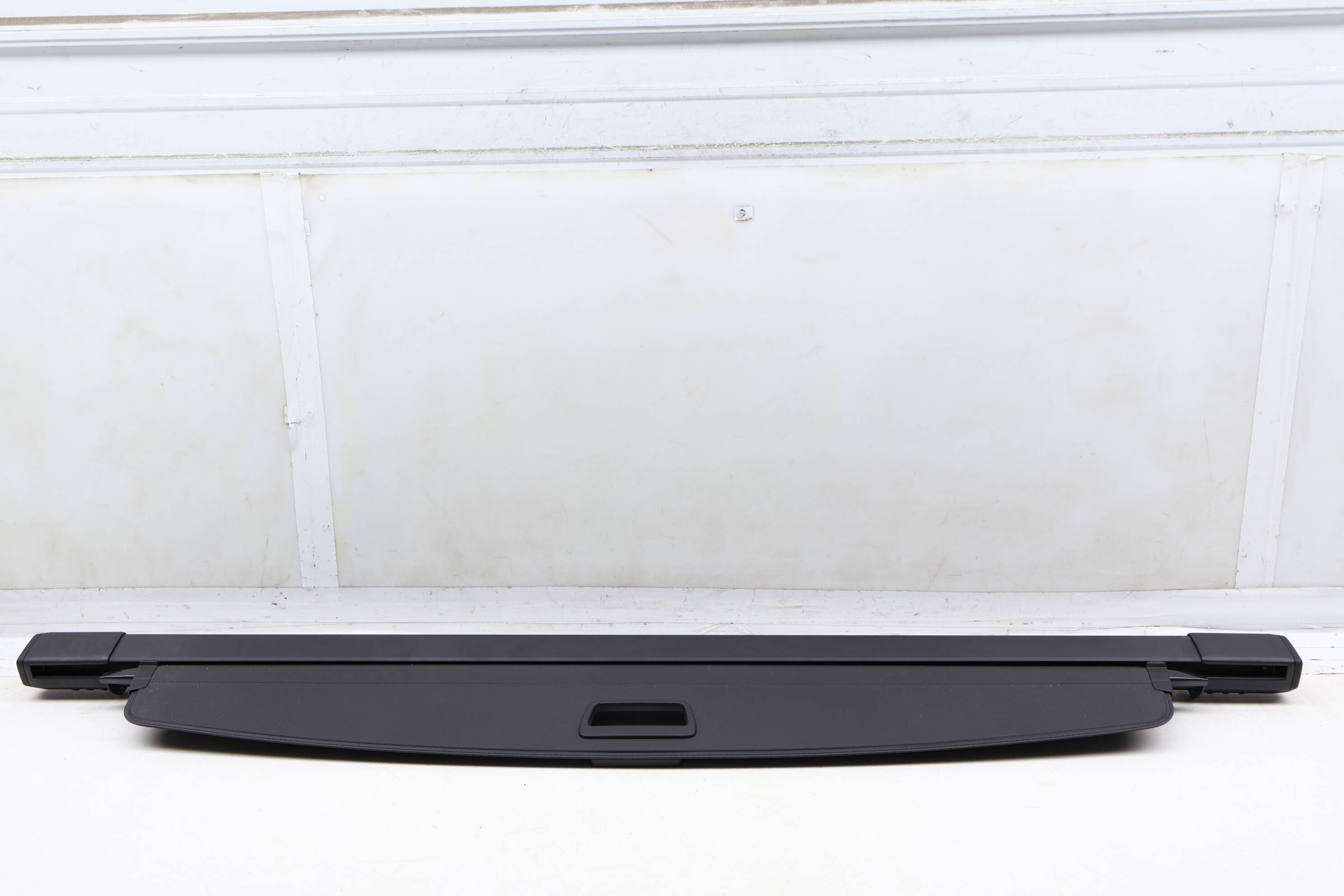 Retractable Cargo Cover 3CN061167