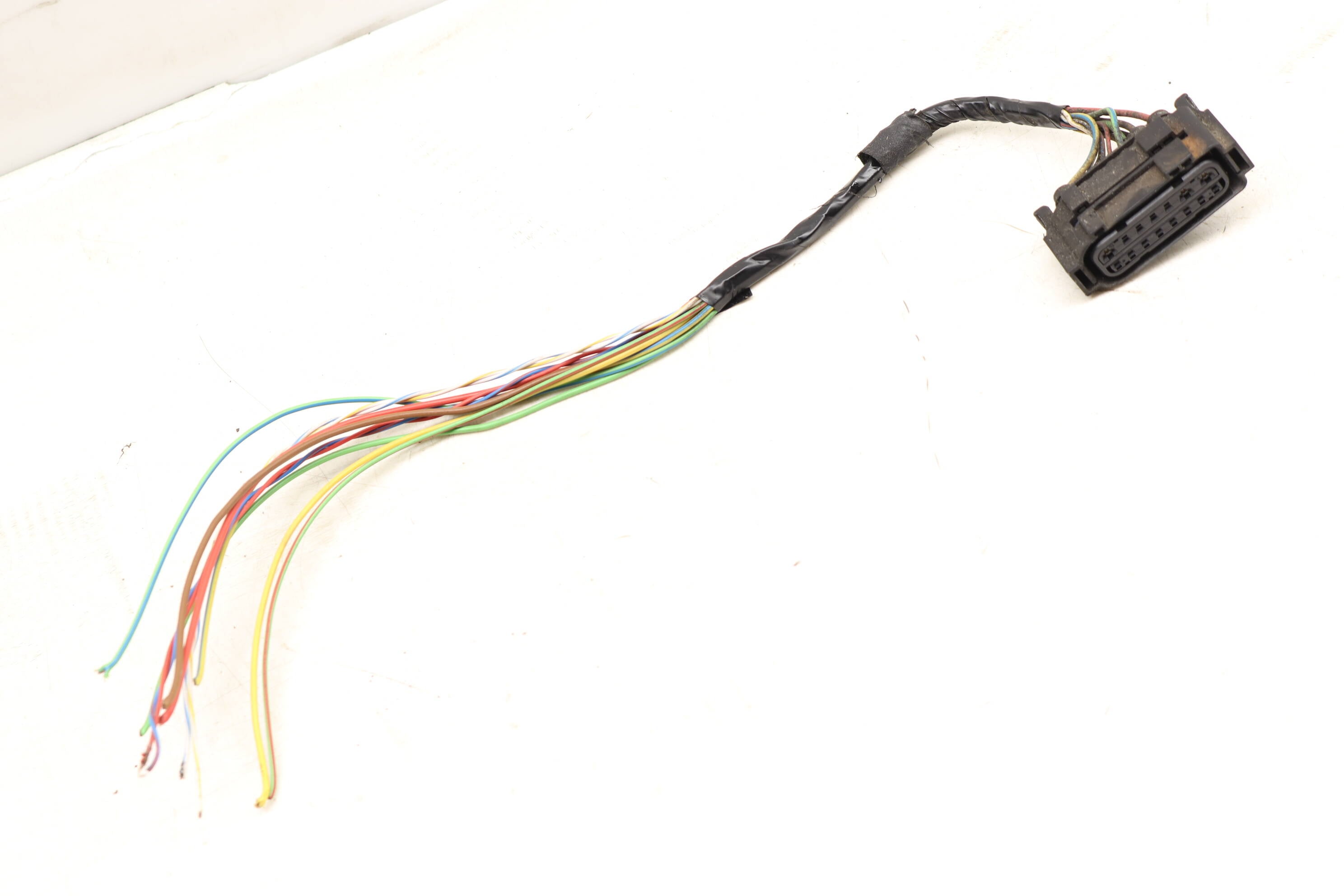 BMW Tcu / Tcm / Egs Transmission Control Module Wiring Connector 