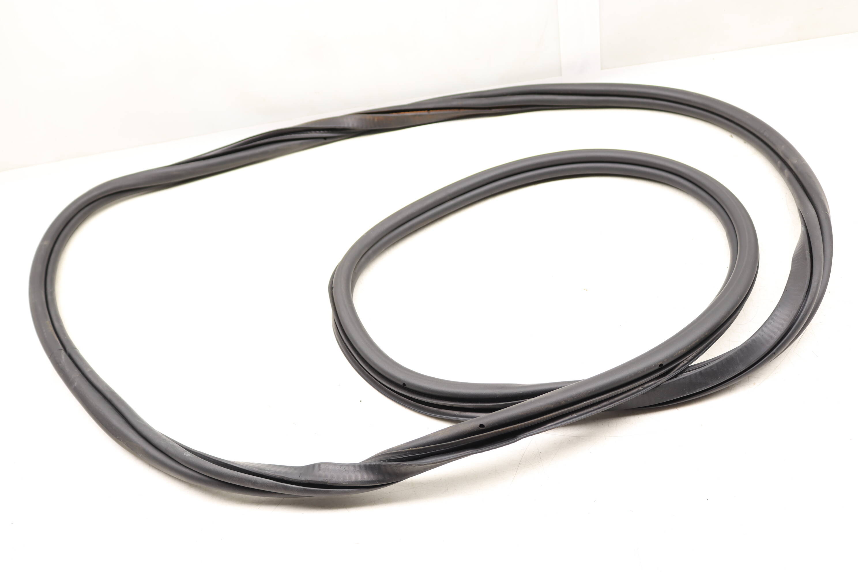 Inner Door Seal / Weather Stripping 5G4867912A