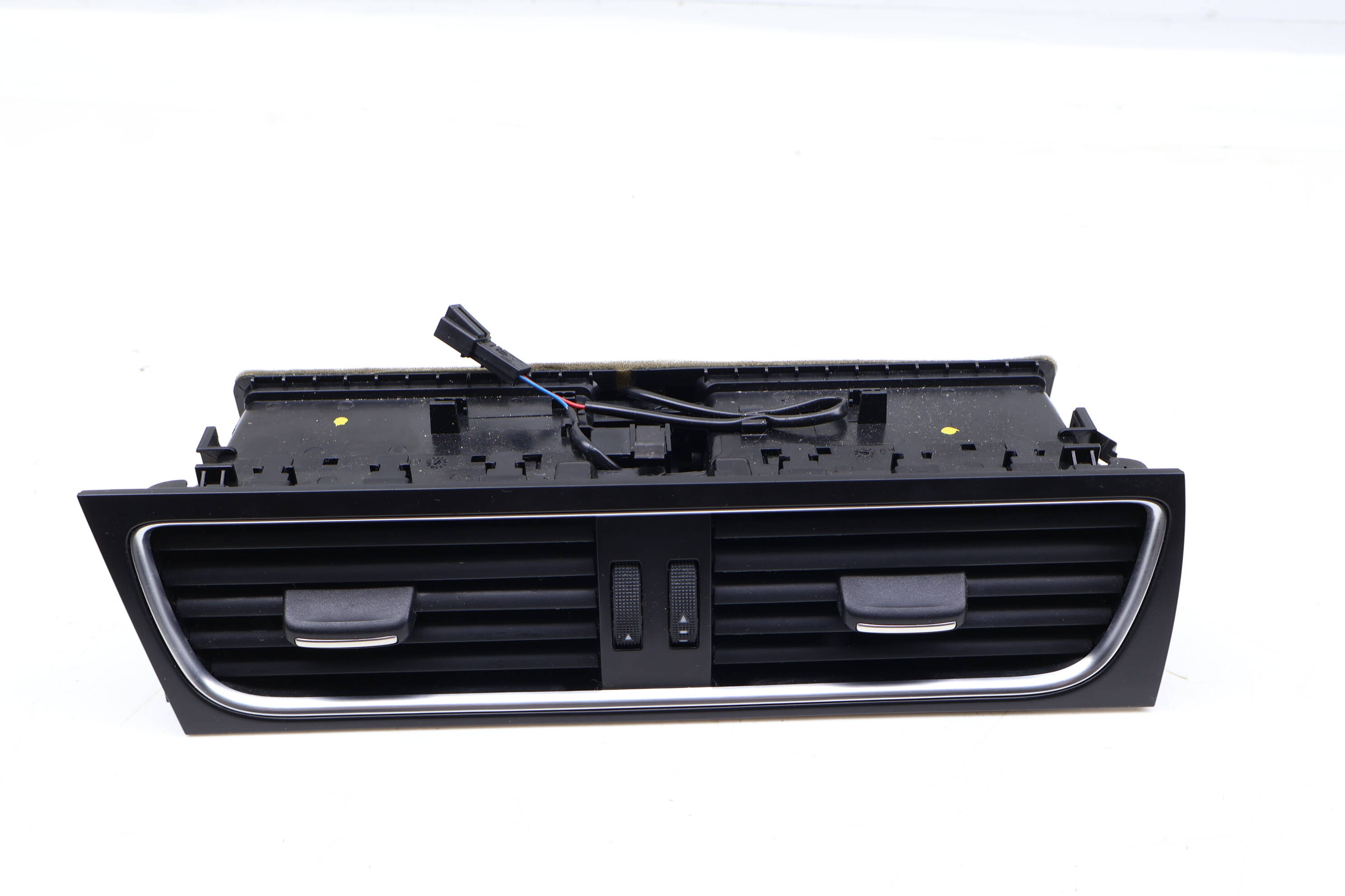 Center Dash Air Vent 8T1820951C