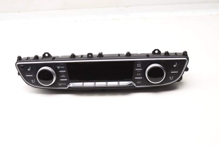 Ac Climate / Temp Control Unit 4M0820043AB main product photo