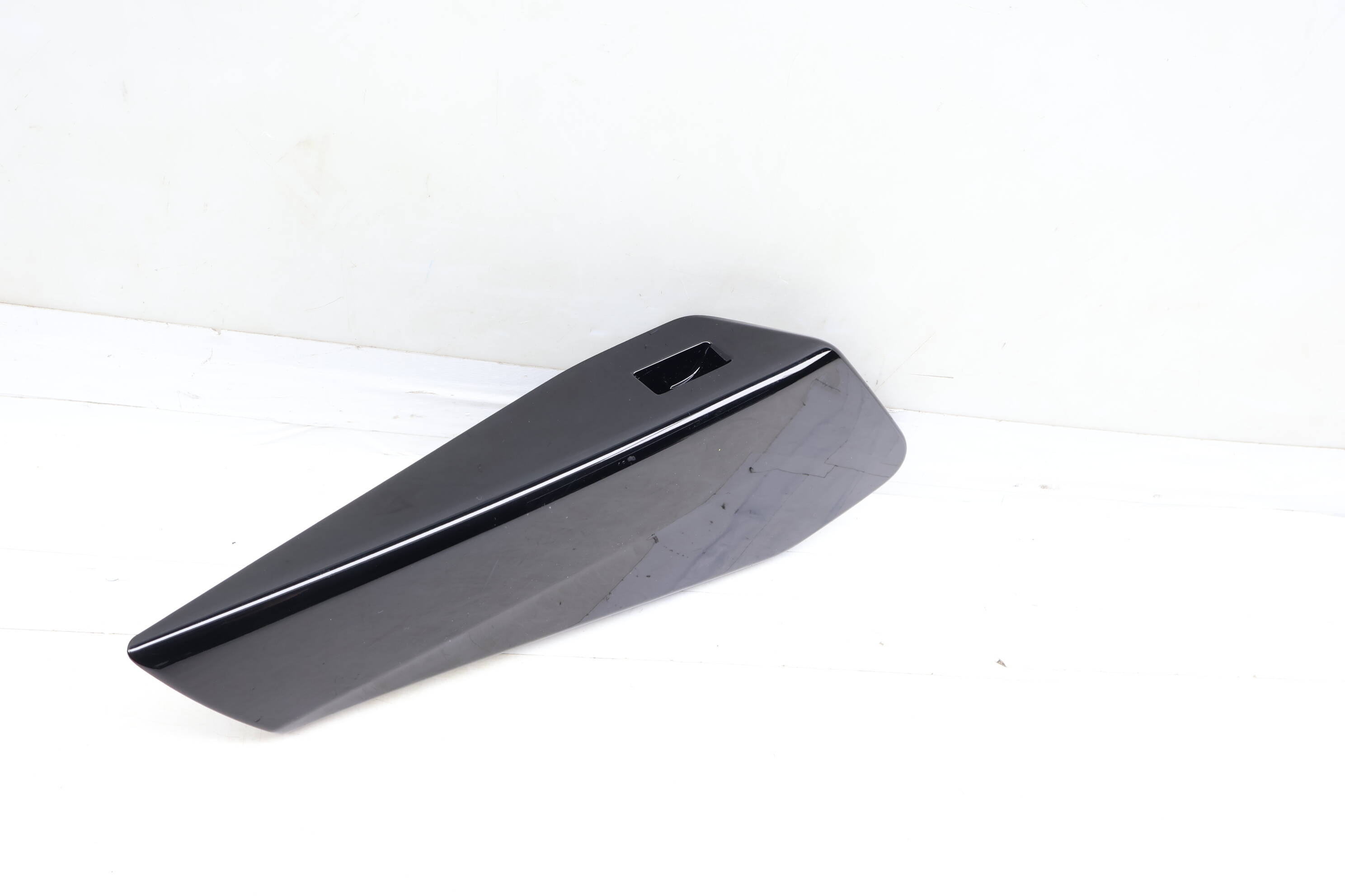 Door Panel Trim Cover / Armrest 11K867227