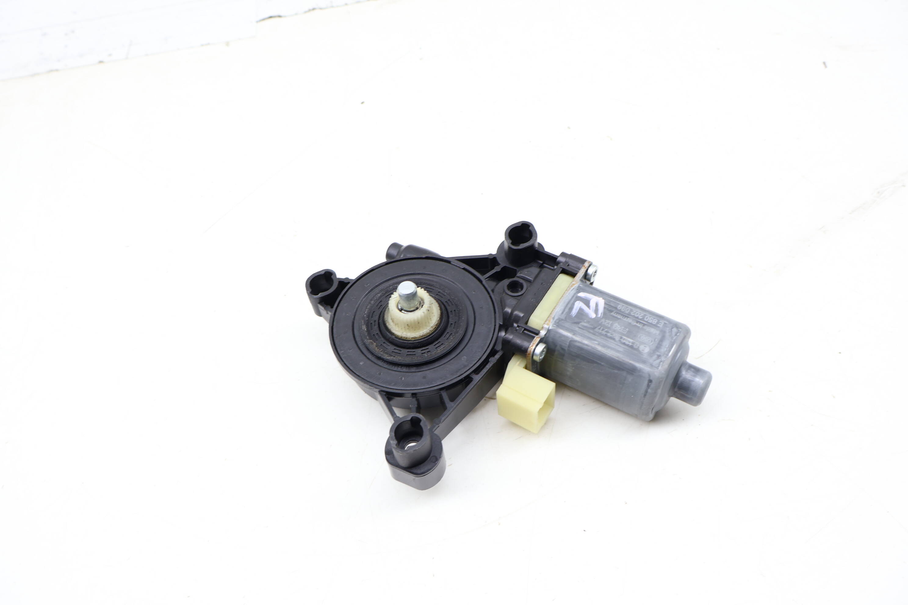 Window Motor 5Q0959801B
