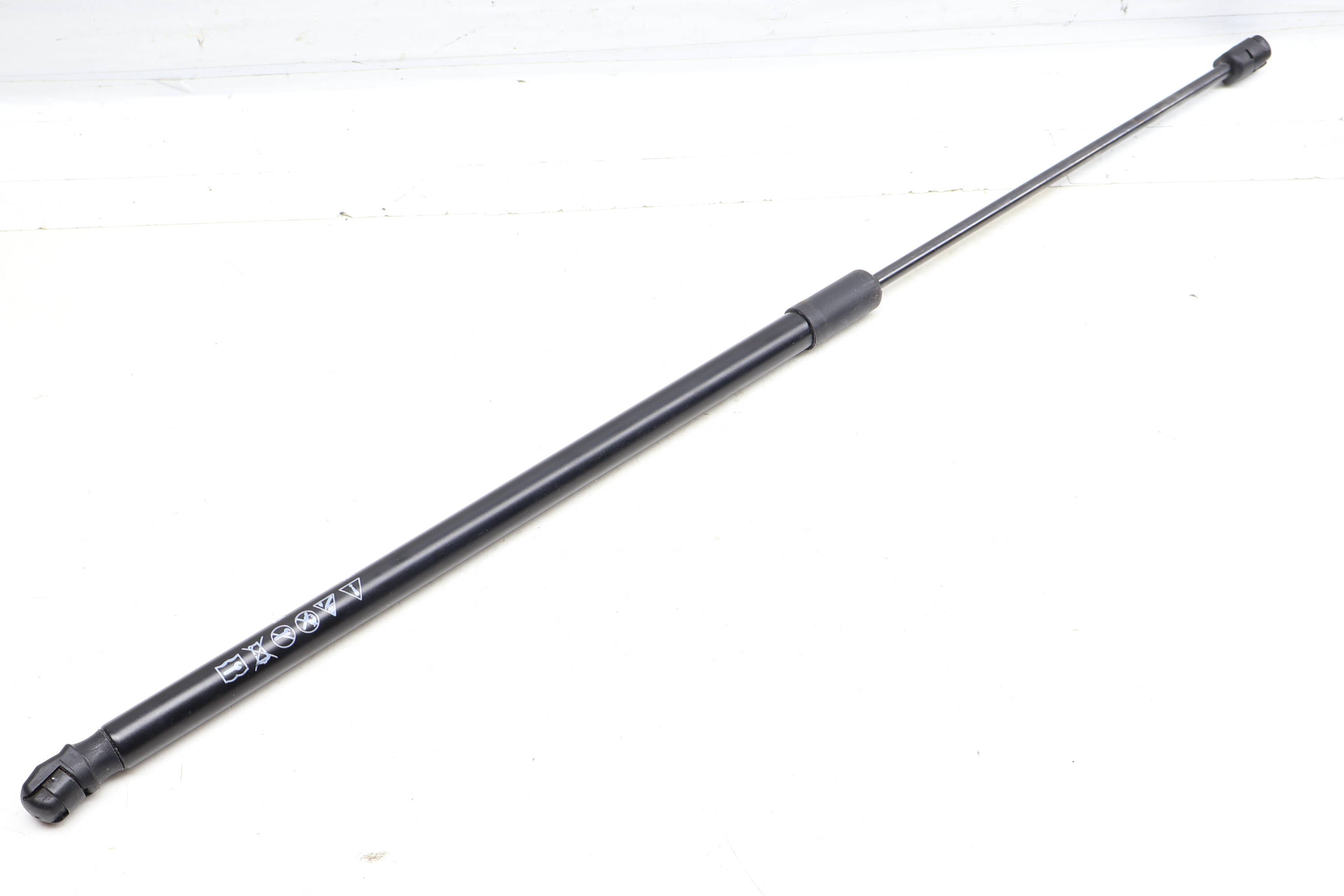 Hood Strut / Shock 3CN823359A