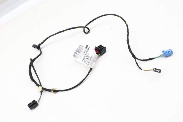 Door Panel Wiring Harness 7P6971693AL main product photo