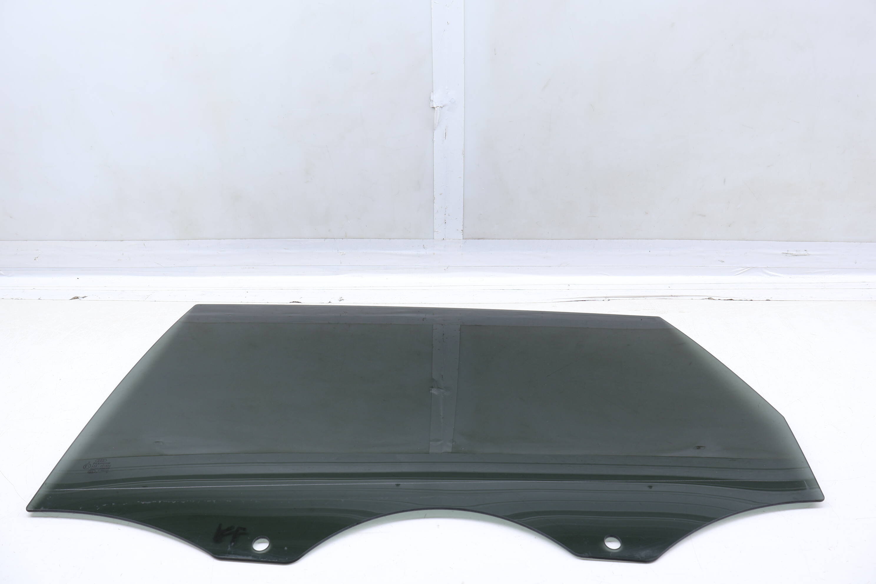 Door Window Glass 4L0845205A