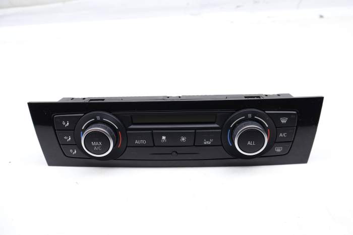 Ac Climate Control / Temp Unit 64119292263 main product photo