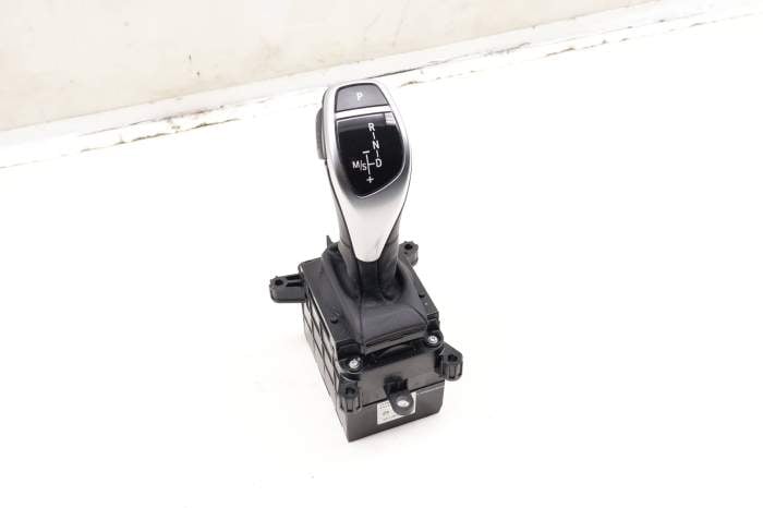 Automatic Shifter / Gear Selector 61316832387 main product photo