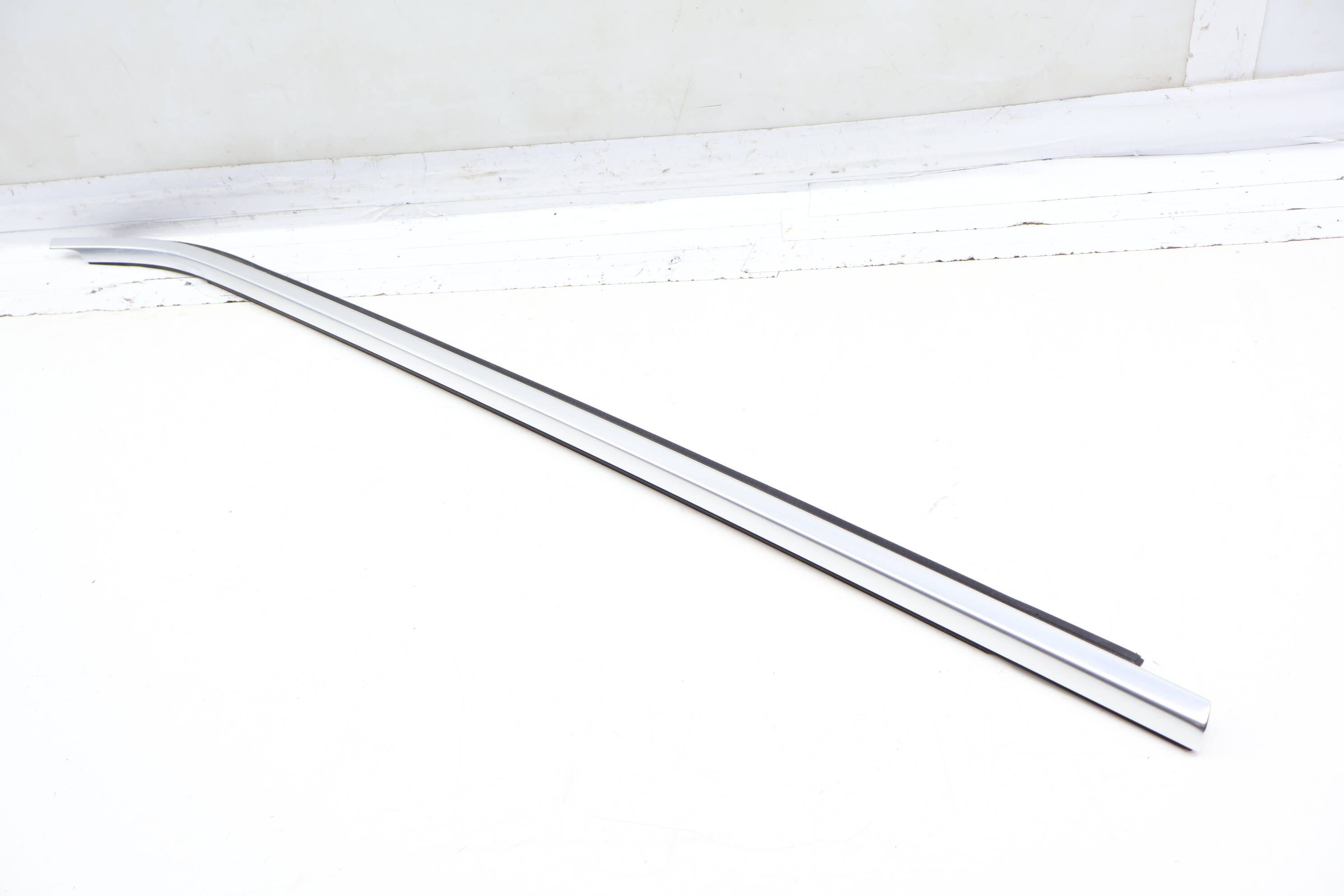 Exterior Door Window Slot Seal / Trim 51337410014