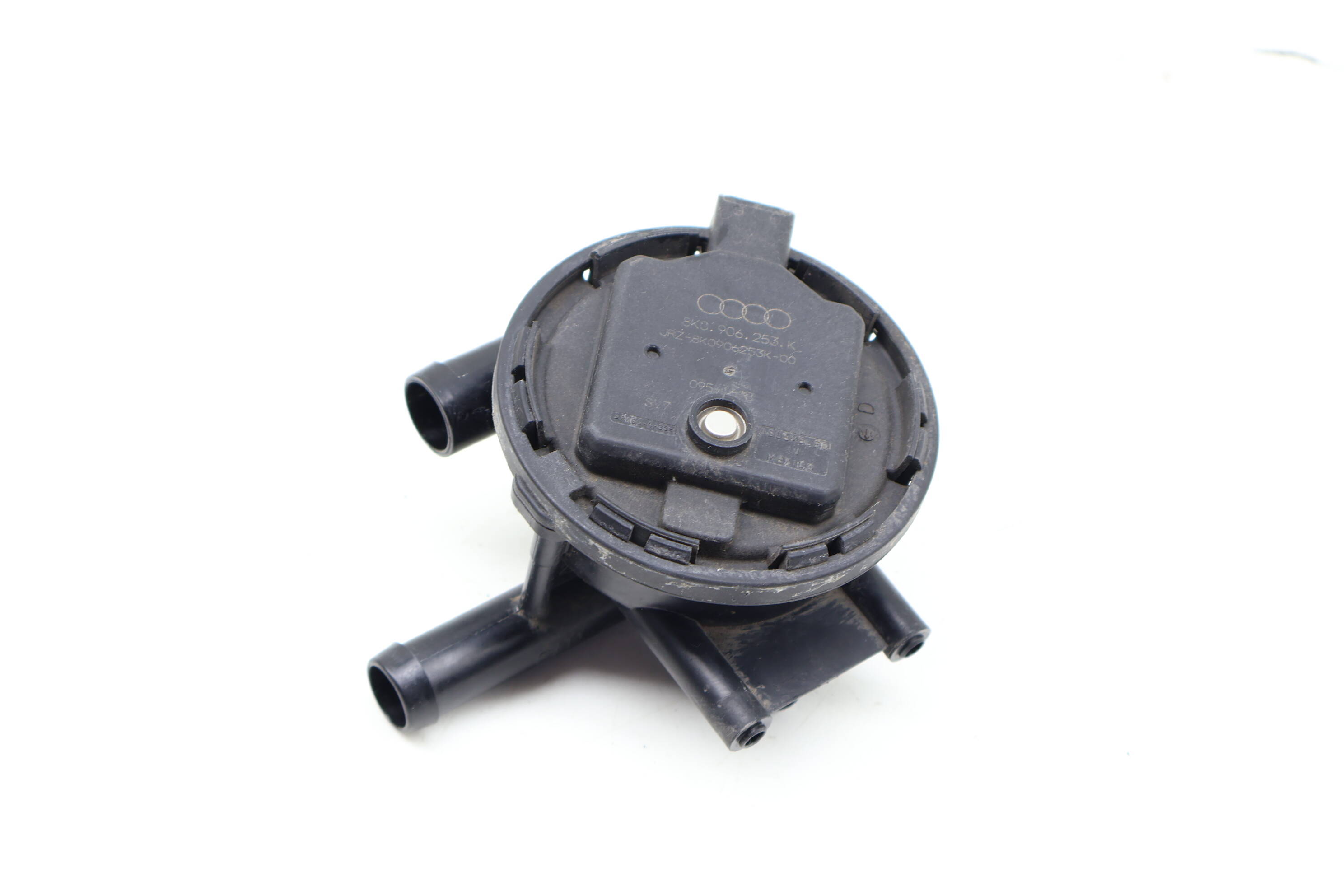 Leak Detection Pump / Pressure Switch 8K0906253K