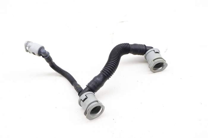 Fuel Evap Charcoal Canister Vent Hose / Line 16137303951 main product photo