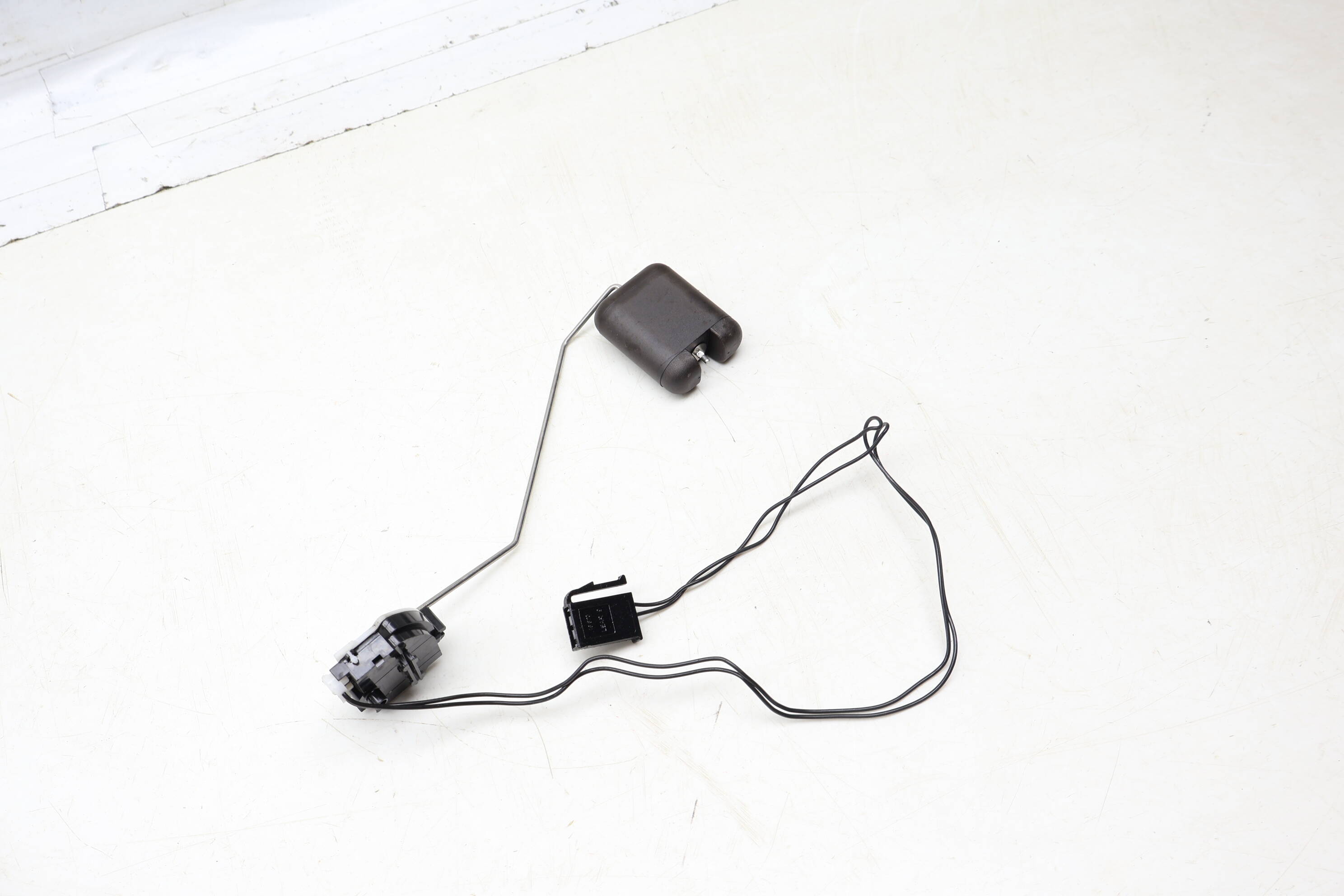 Fuel Gauge Sensor / Sending Unit 4M0919047