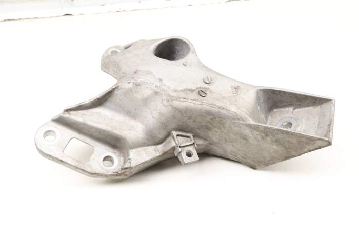 Engine Mount Bracket 22116876285 main product photo