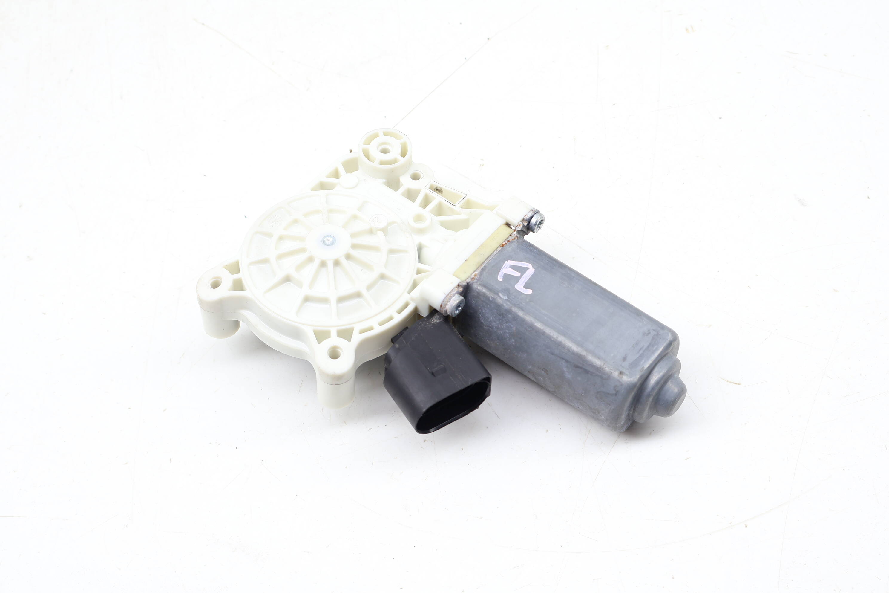 Window Lifter Motor 67627322747