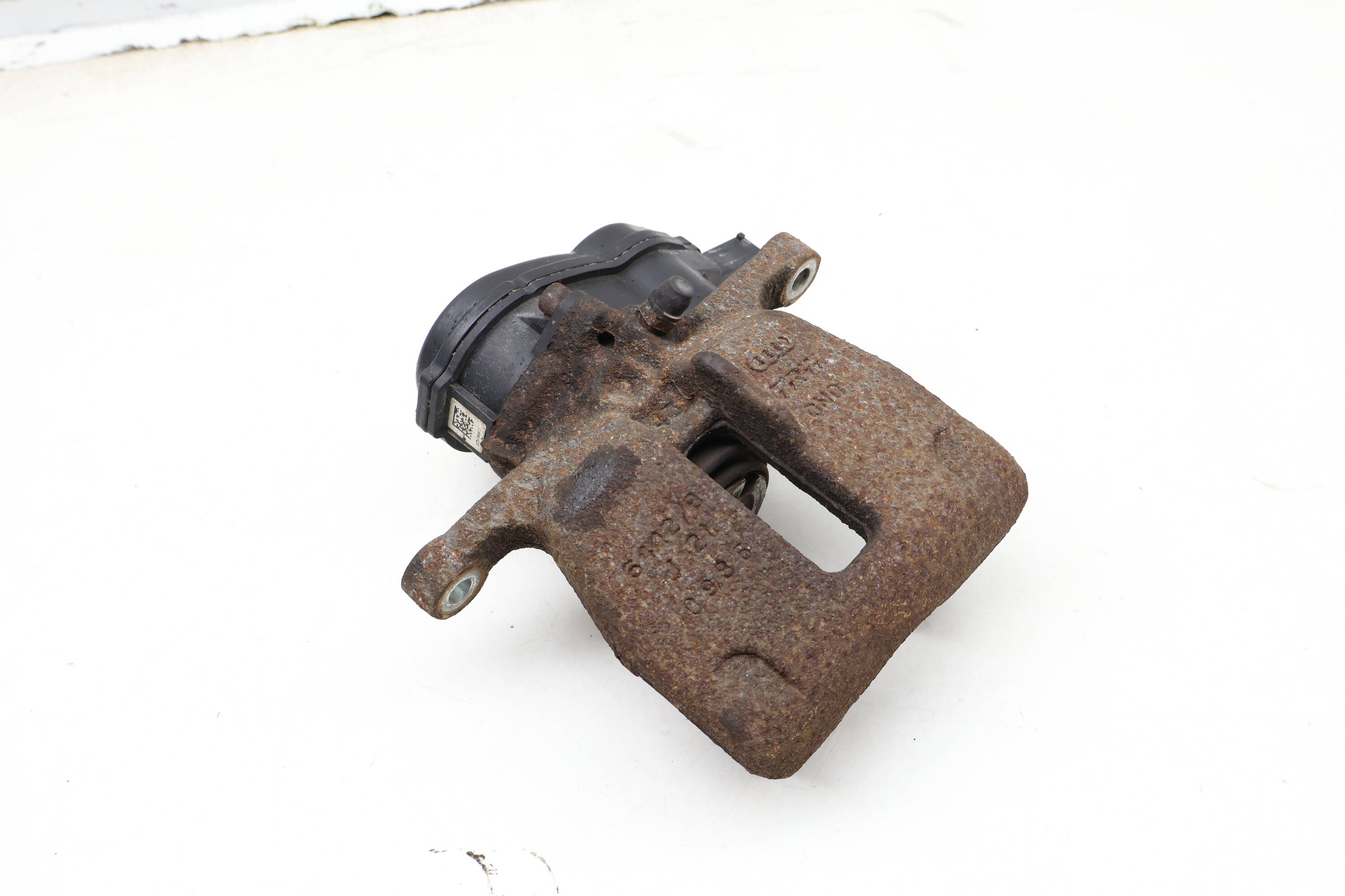 Brake Caliper / Motor 8K0615403E