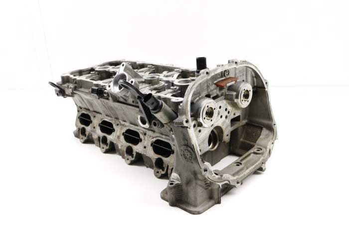 Caua 4.2L Engine Cylinder Head 079103064CN main product photo