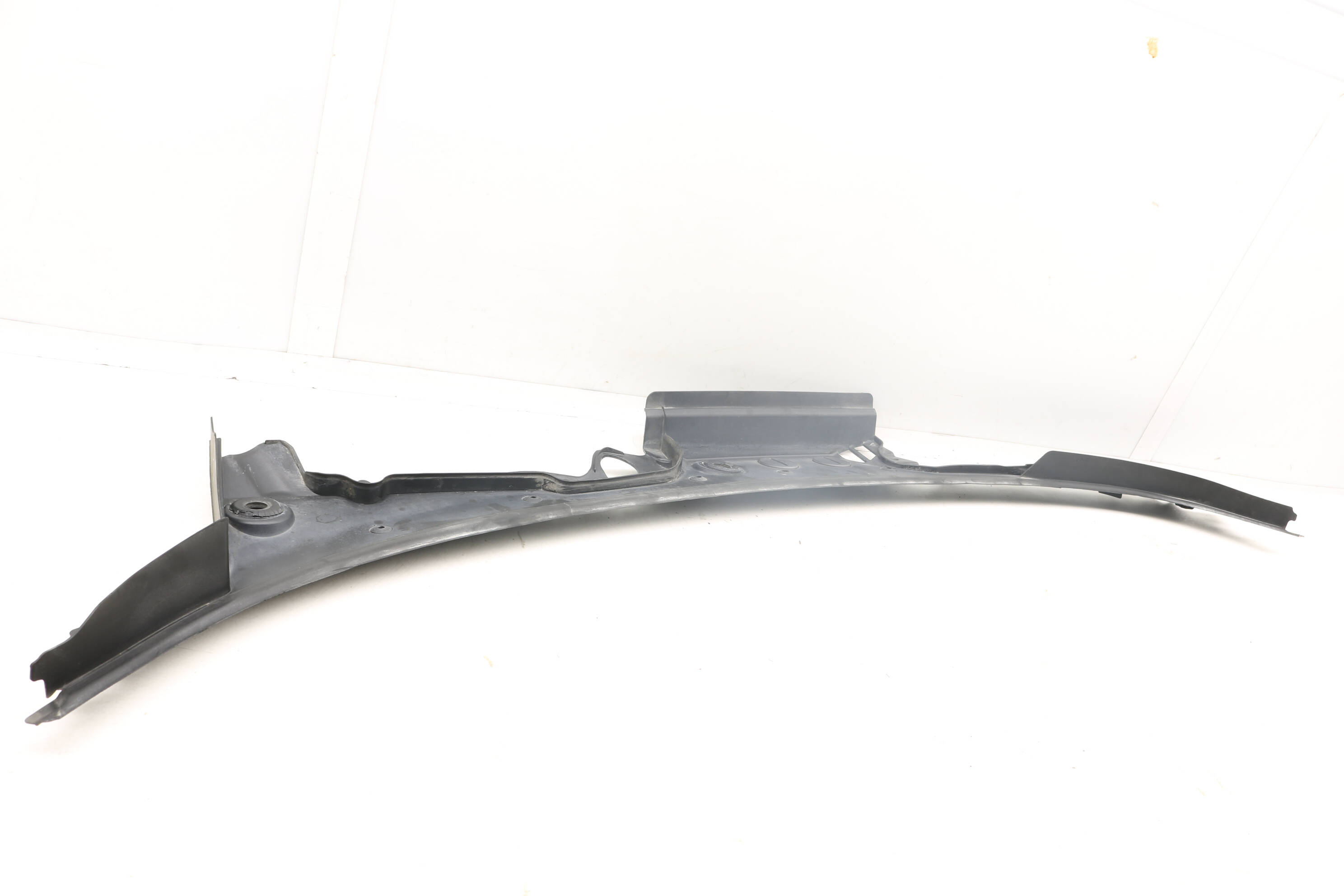 Rain Tray / Water Deflector 51717184563