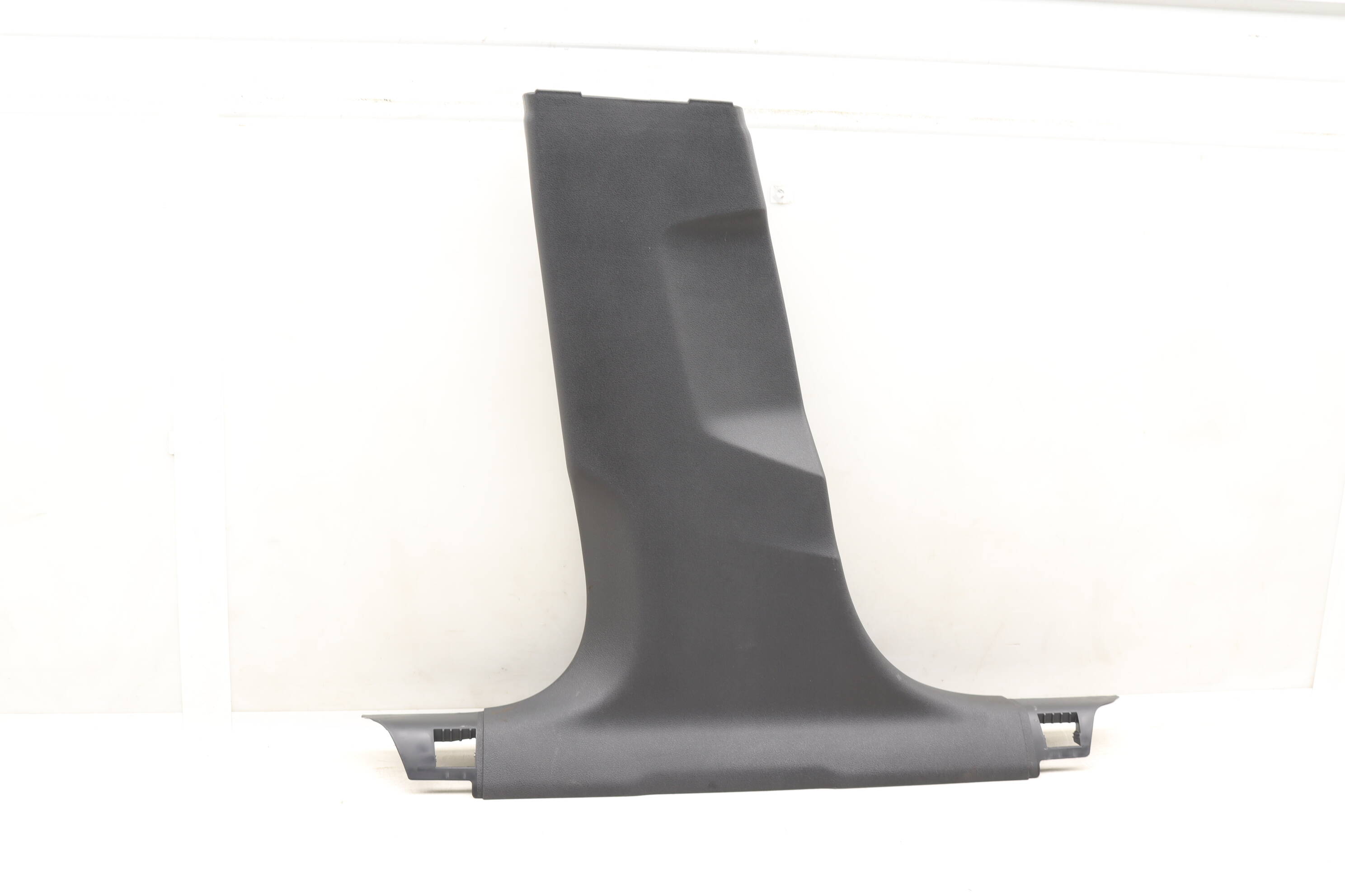 Lower B Pillar Trim / Panel 8W8867239A