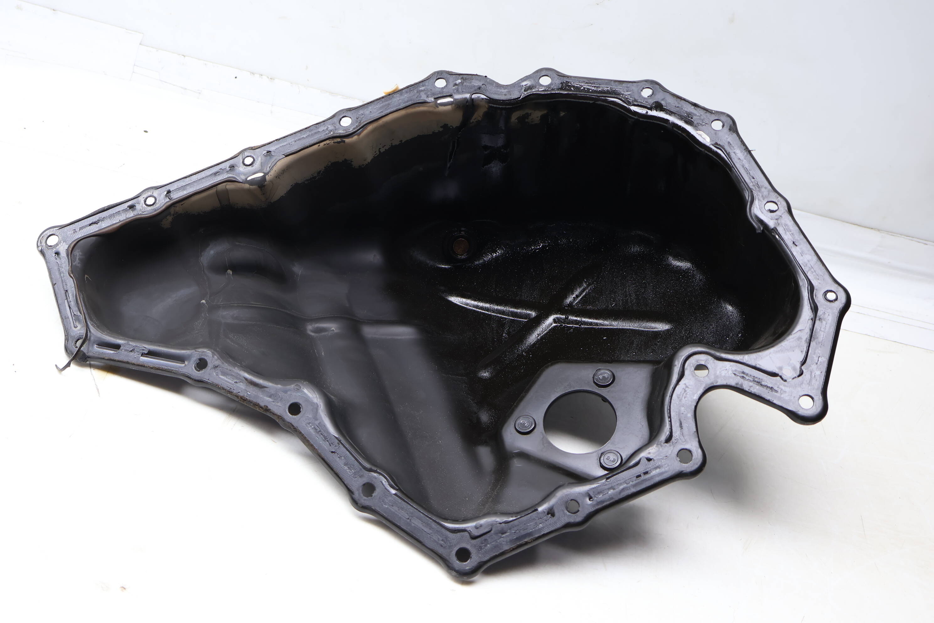 Lower Engine Oil Pan / Sump 06H103600AA