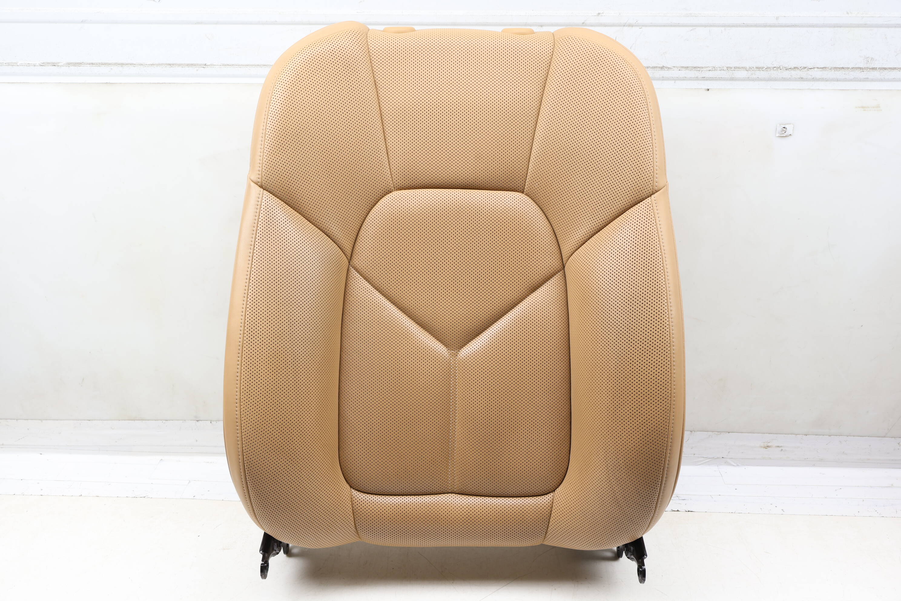 Upper Seat Backrest Cushion Assembly 95B881805Q