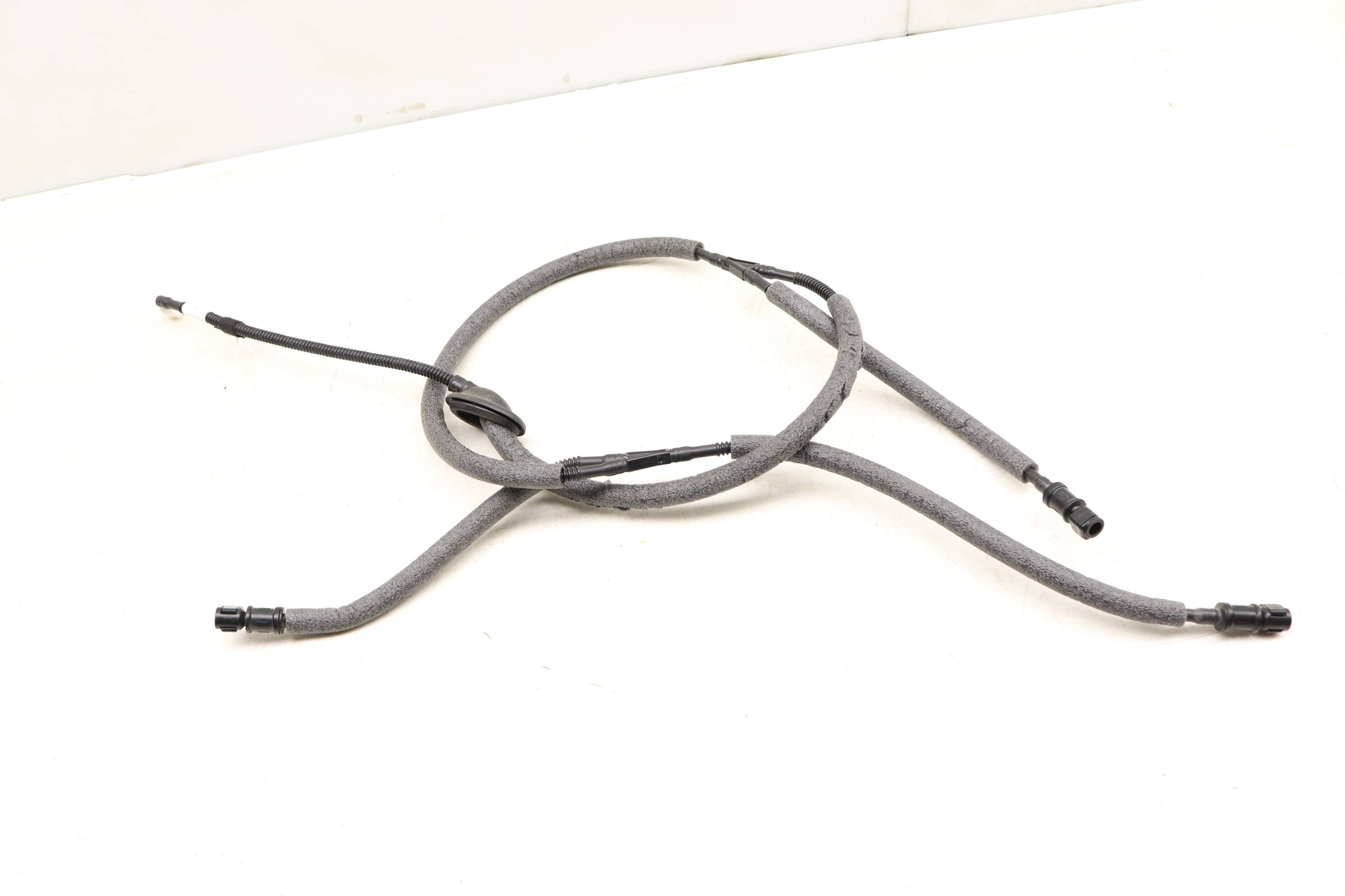 Windshield Washer Hose / Line 9J1955667A