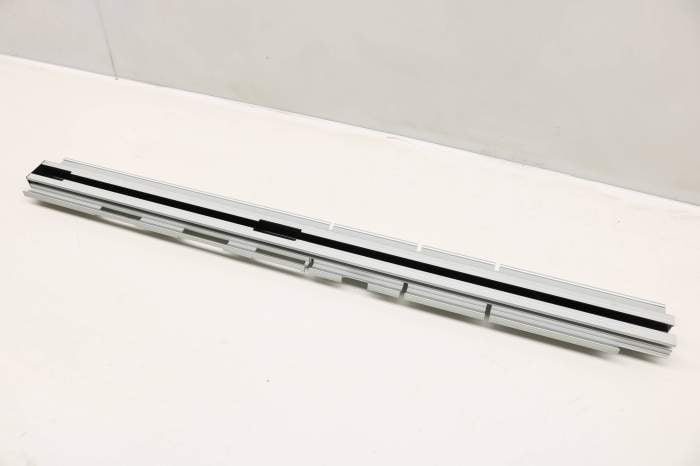 Trunk Cargo Tie Down Rail 51479175147 main product photo