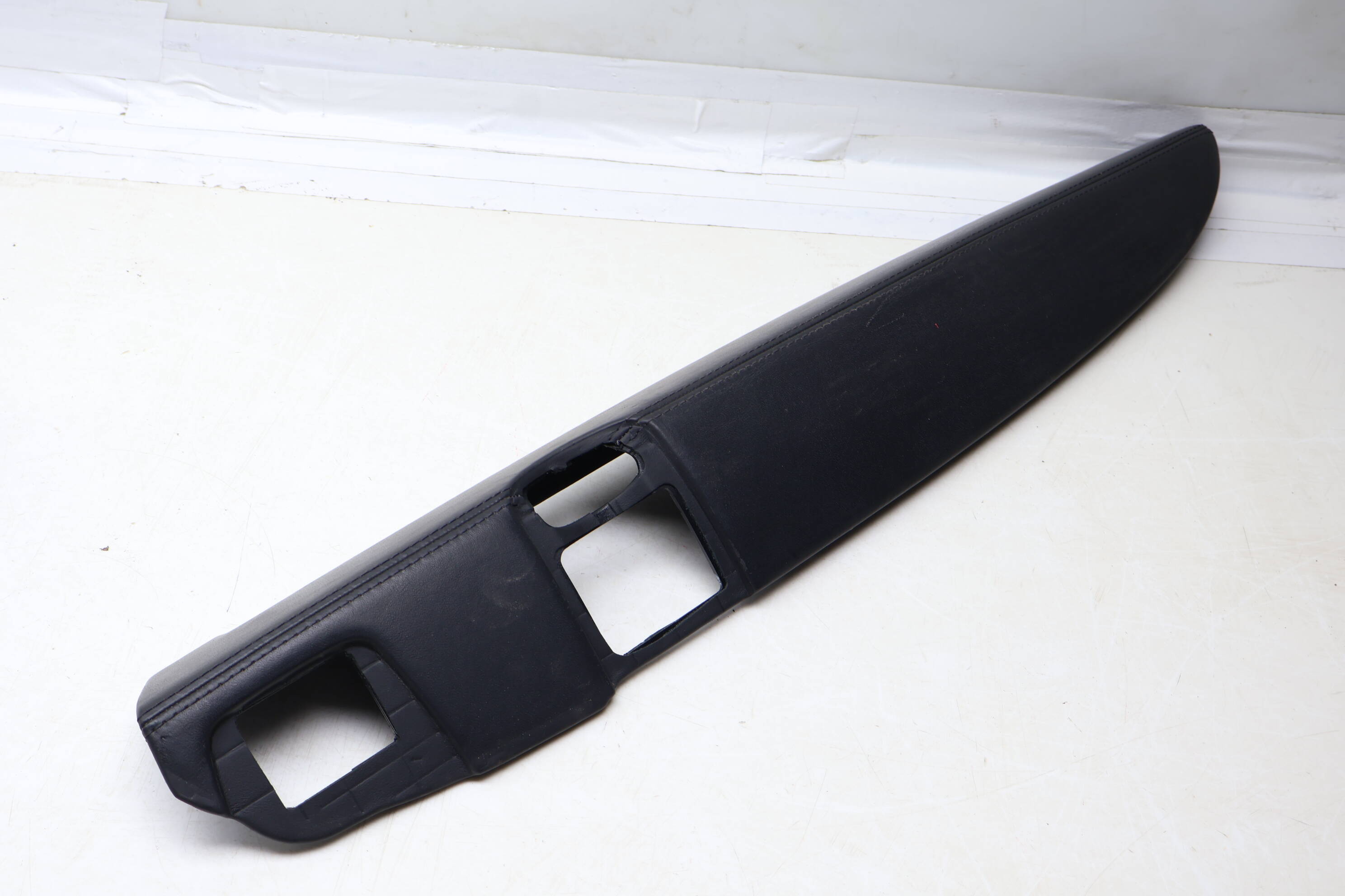 Door Panel Pull / Armrest 8J1867173A