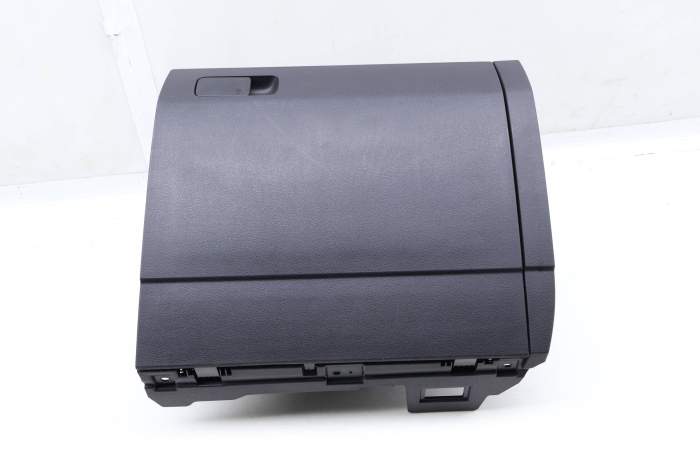 Glove Box / Compartment 5NN857114A main product photo
