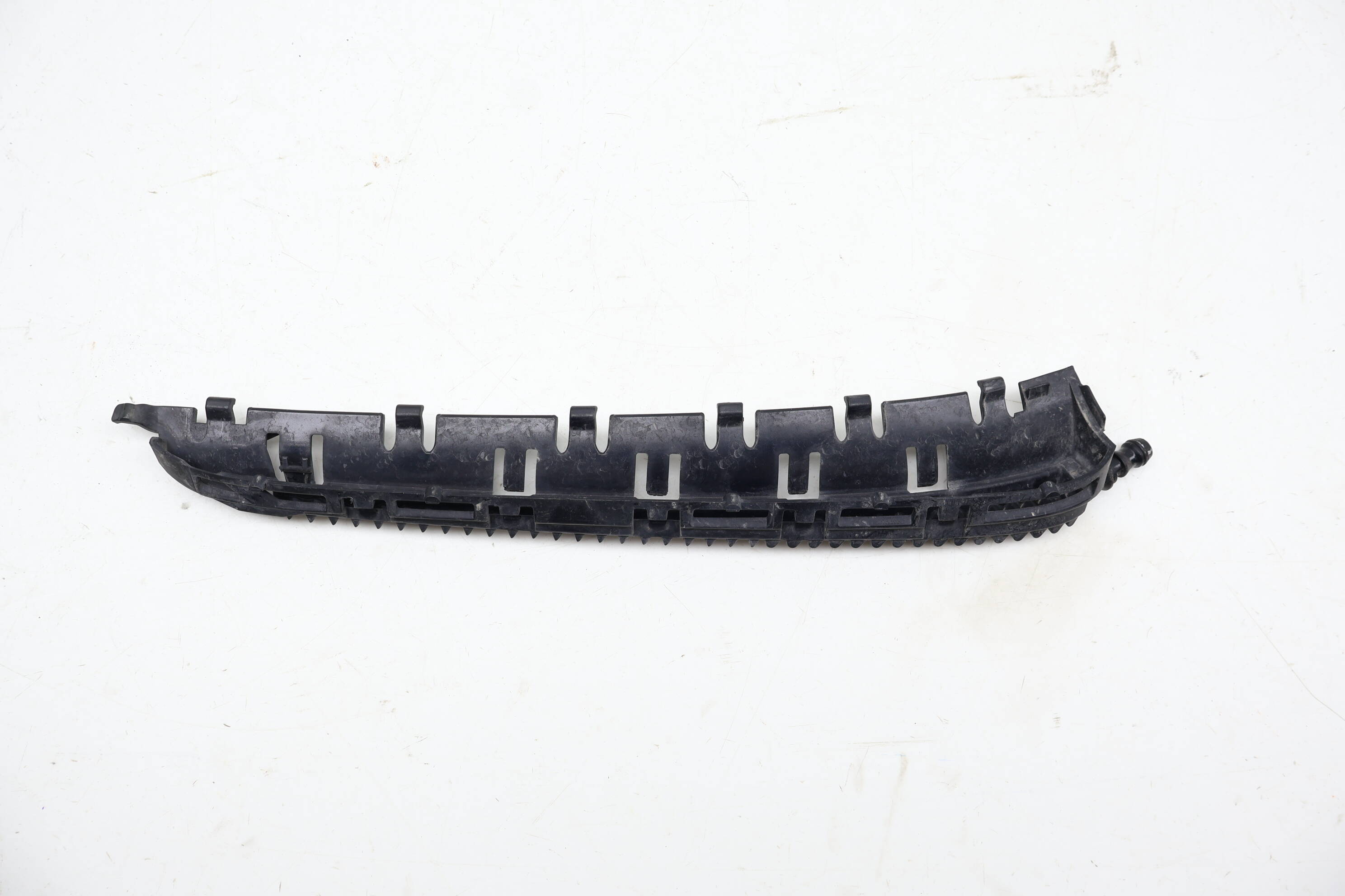 Fender Mount Bracket 97050435401