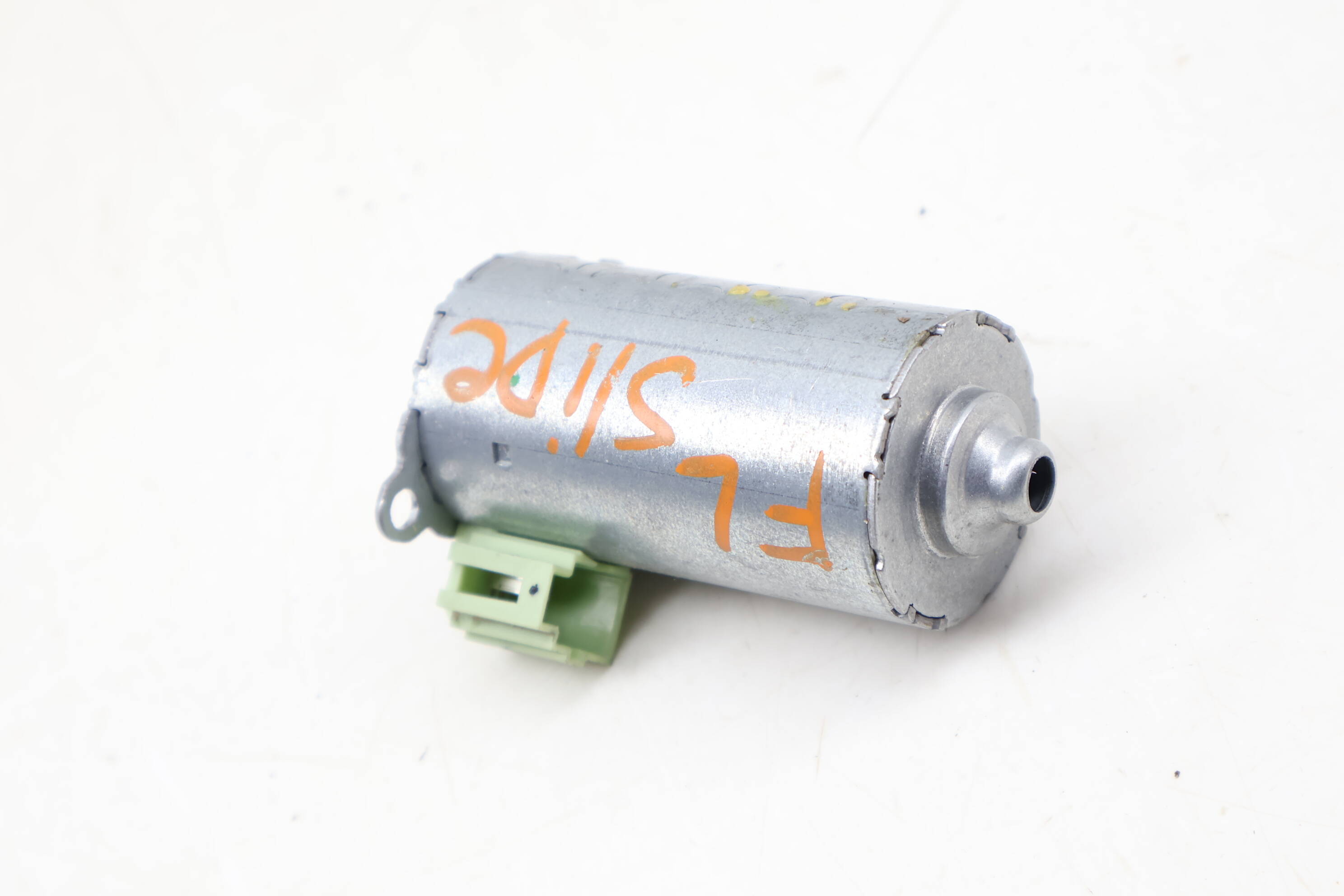 Slide&#x20;Seat&#x20;Motor&#x20;&#x28;Longitudinal&#x29;