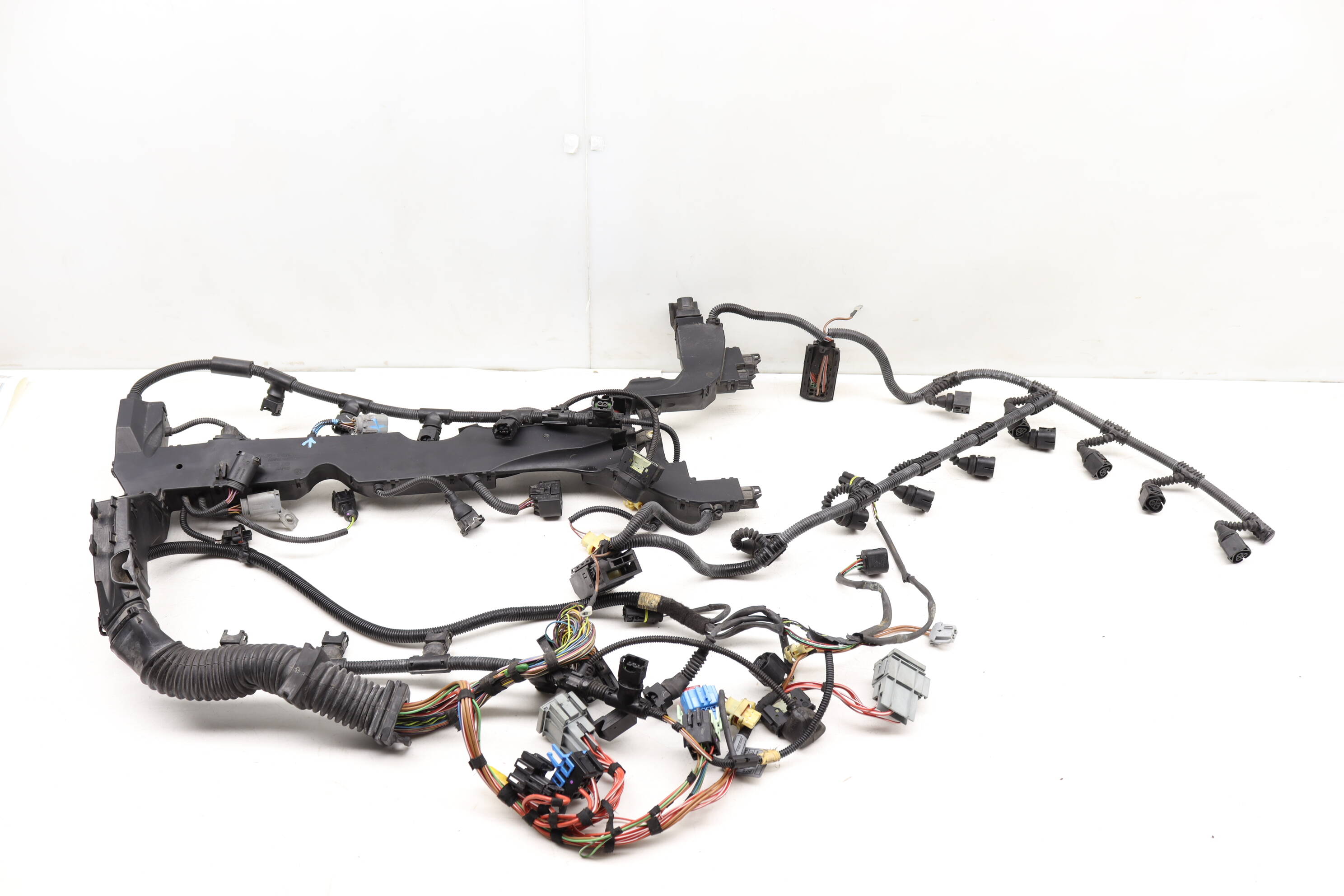 BMW Engine Wire / Wiring Harness (M5, M6) 12517838569